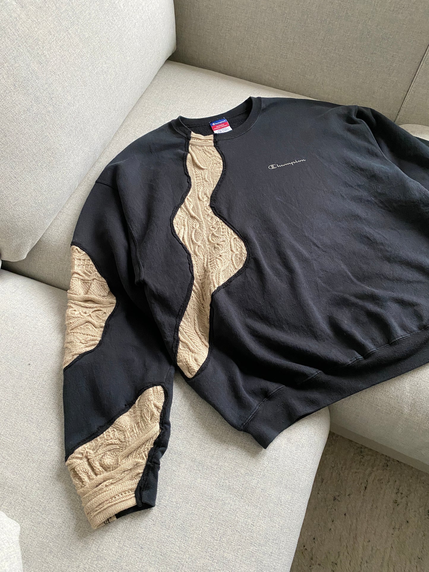 SPVNS STUDIOS: reworked vintage Champion x Carlo Colucci Style knit beige/black sweater (L)