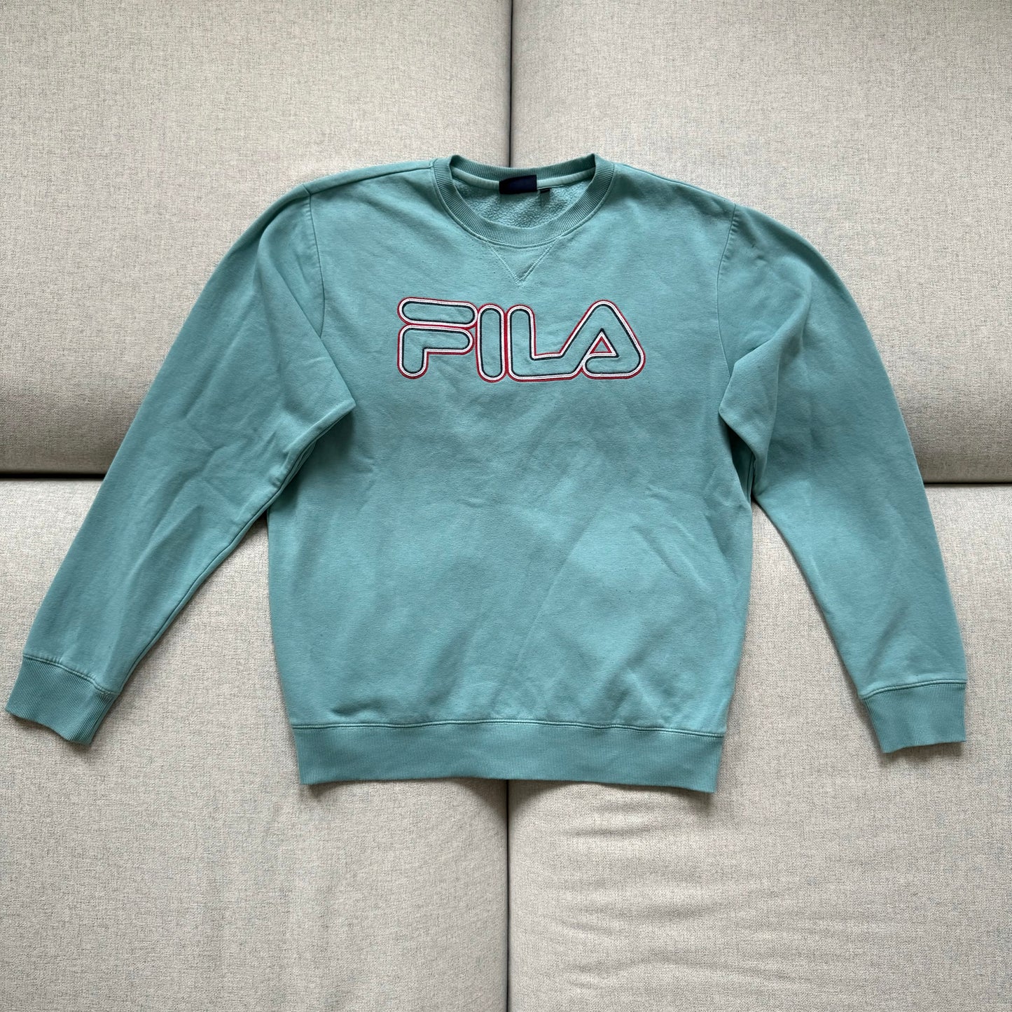 Fila sweater (L)