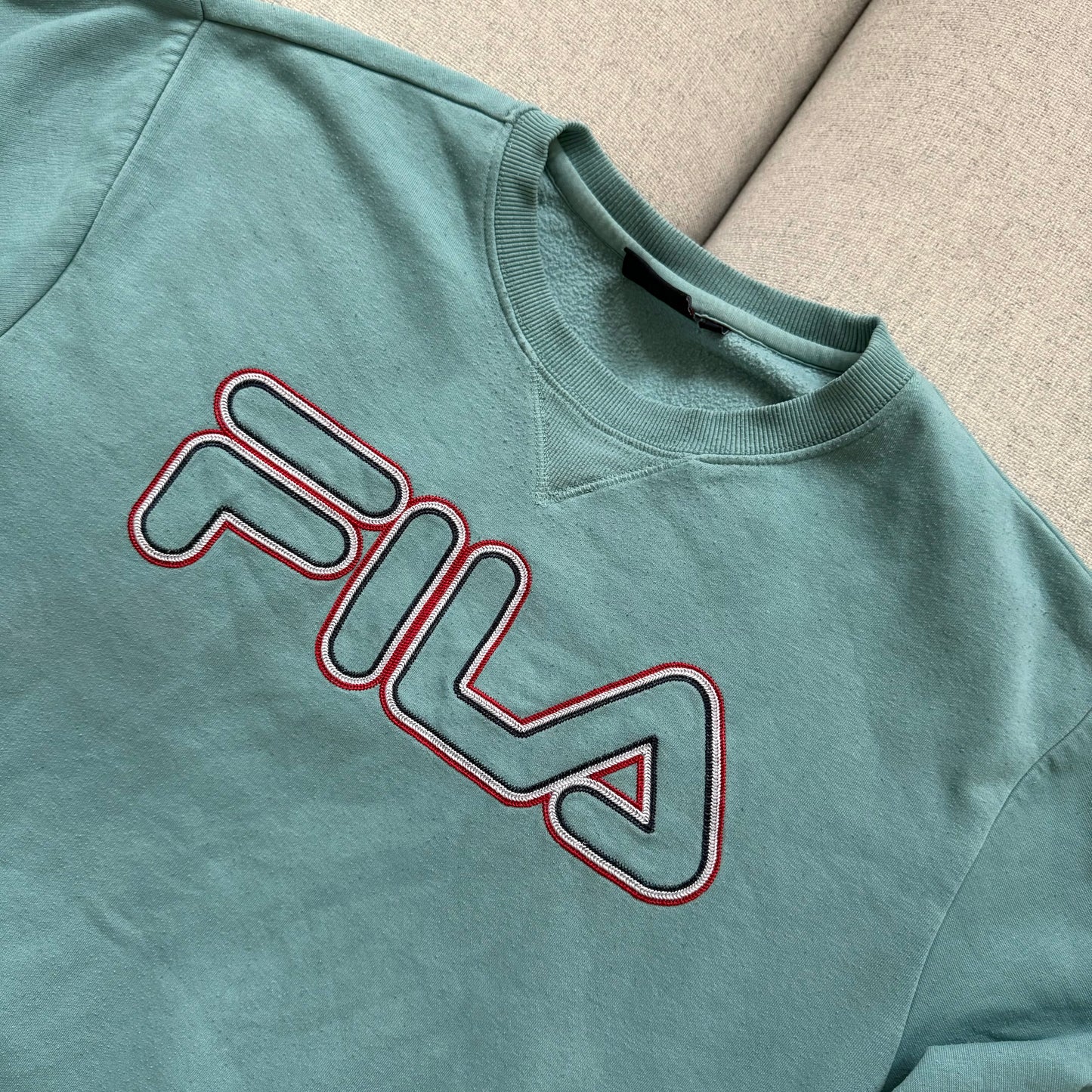 Fila sweater (L)