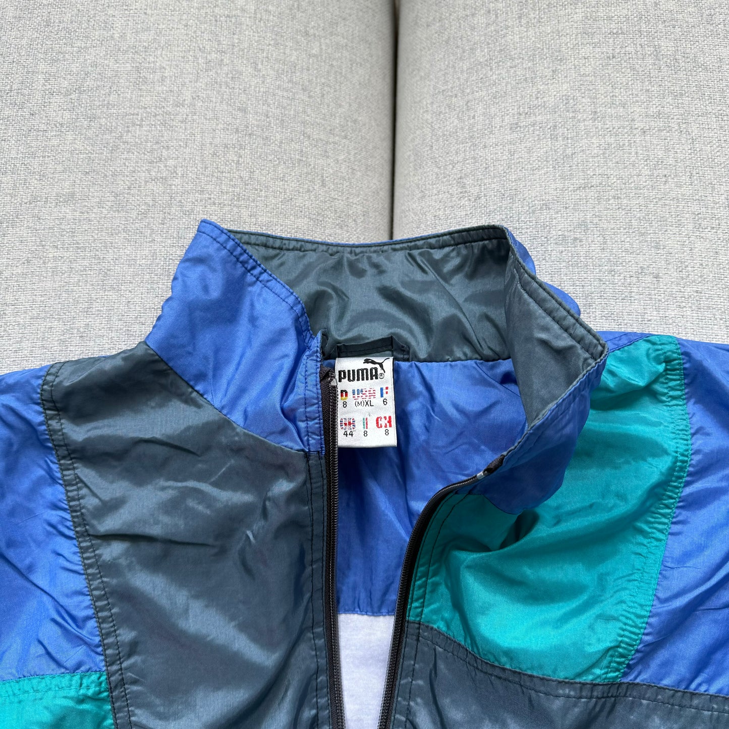Puma jacket (L)