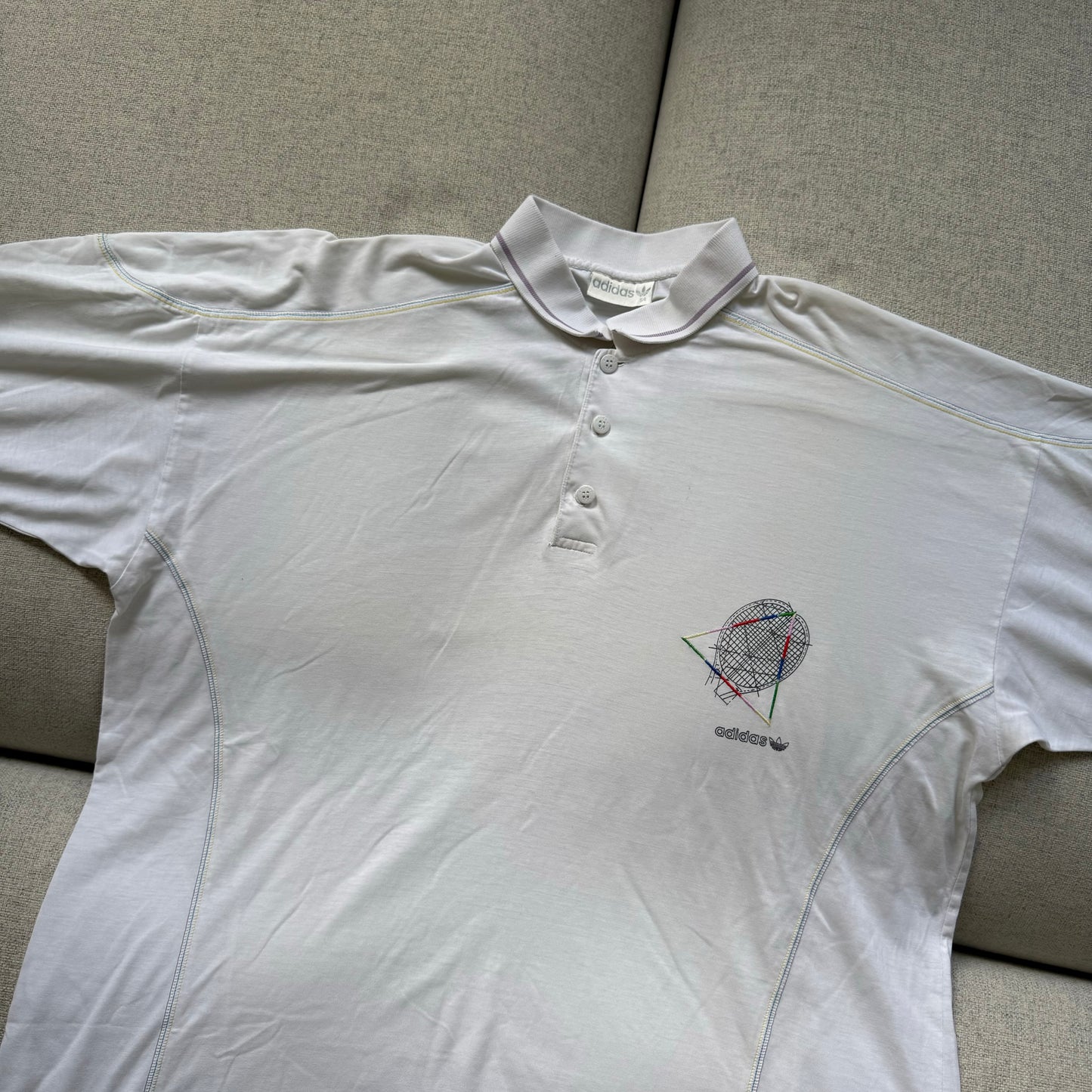 Adidas tee (L)