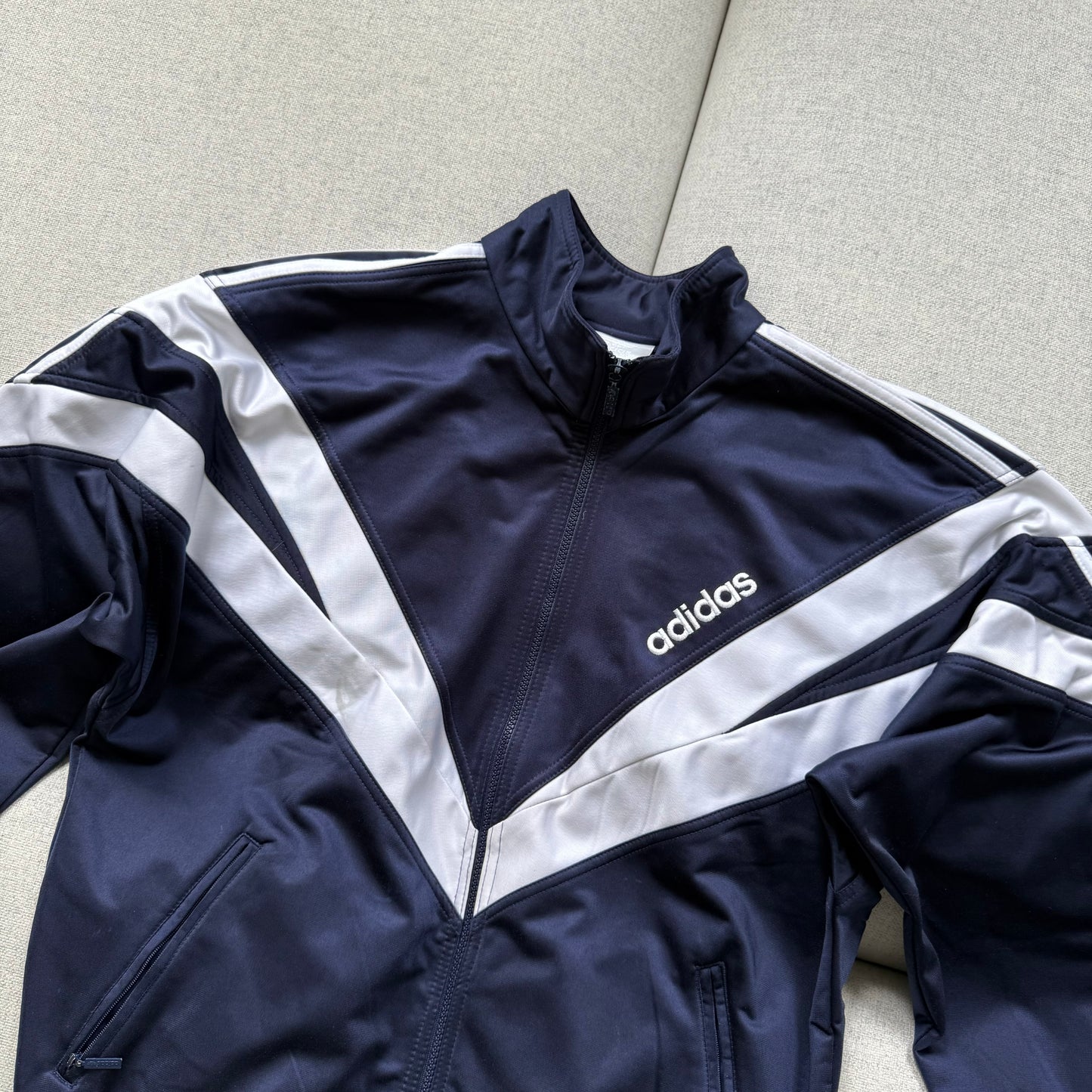 Adidas jacket (S)