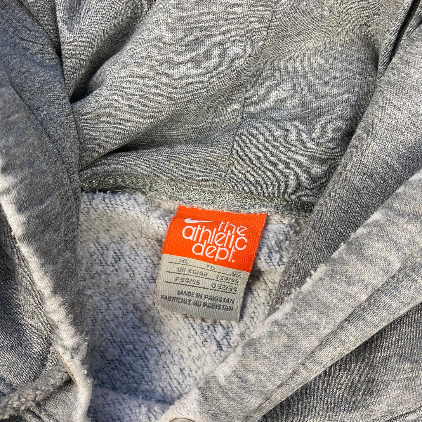 Nike distressed hoodie (L)