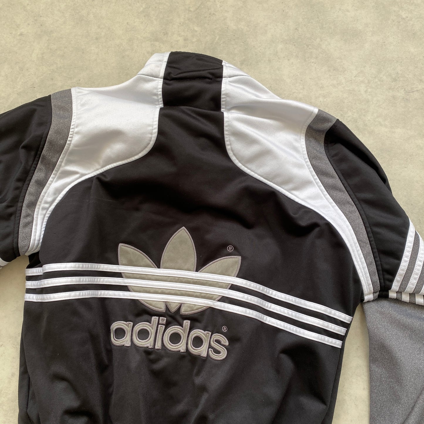 Adidas RARE zipper sweater (M)