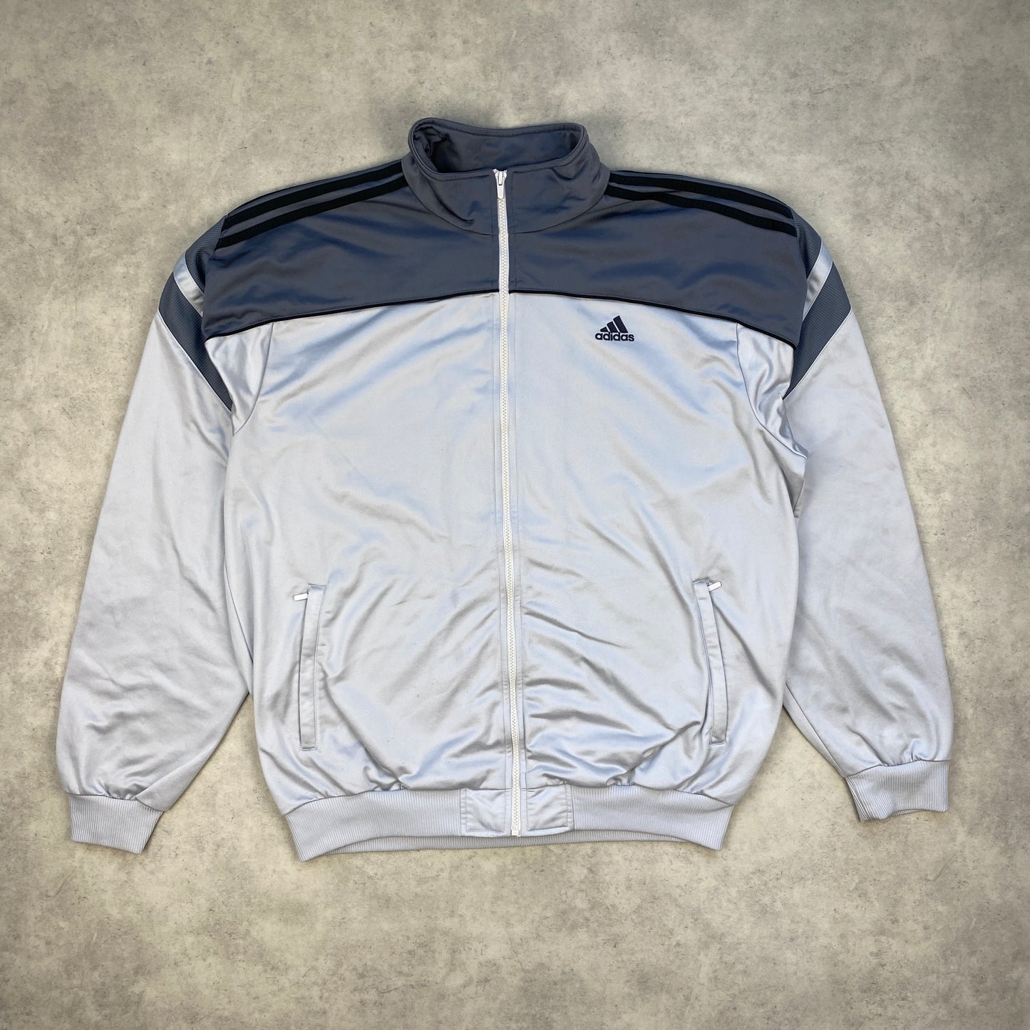 Adidas jacket (XL-XXL)