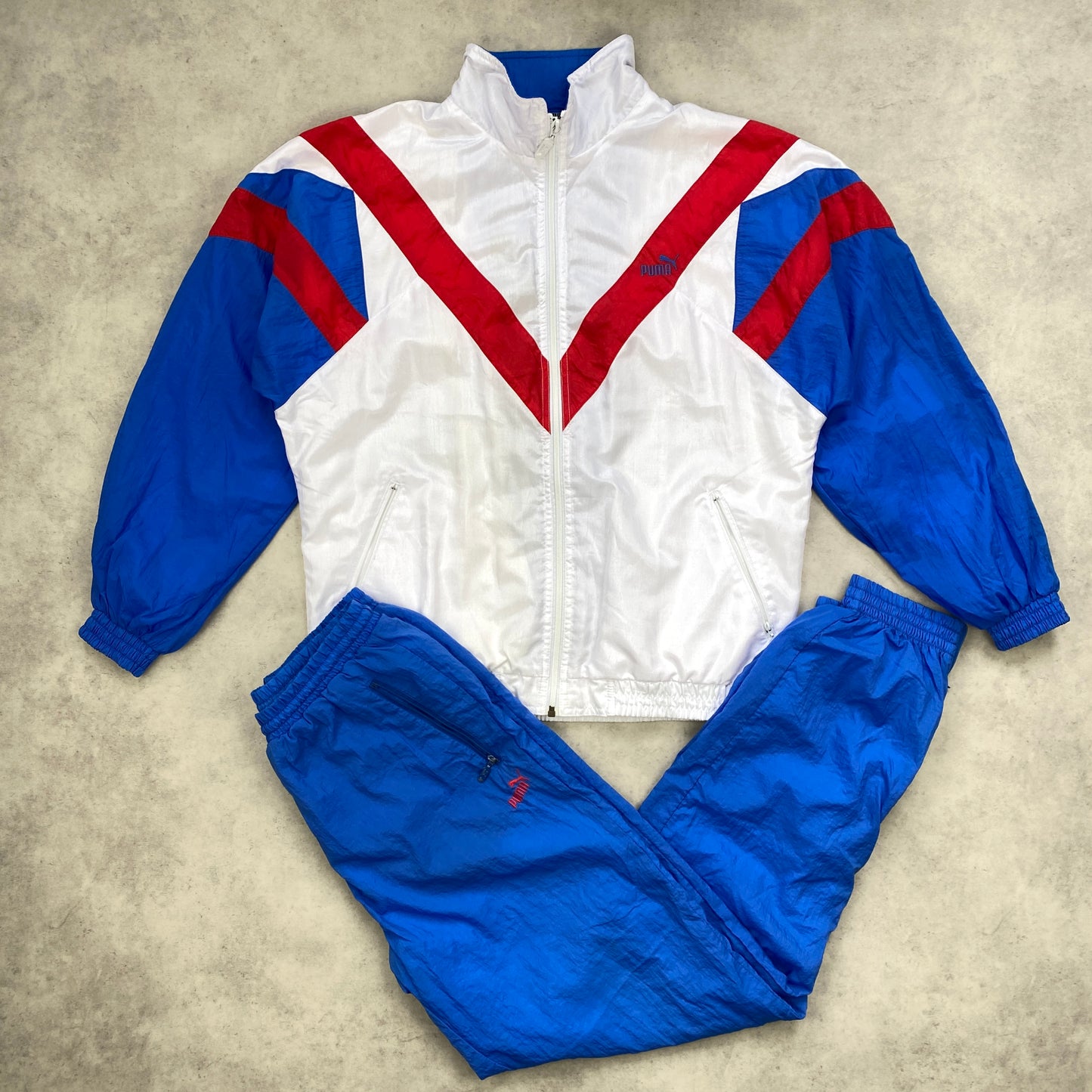 Puma RARE tracksuit (M-L)
