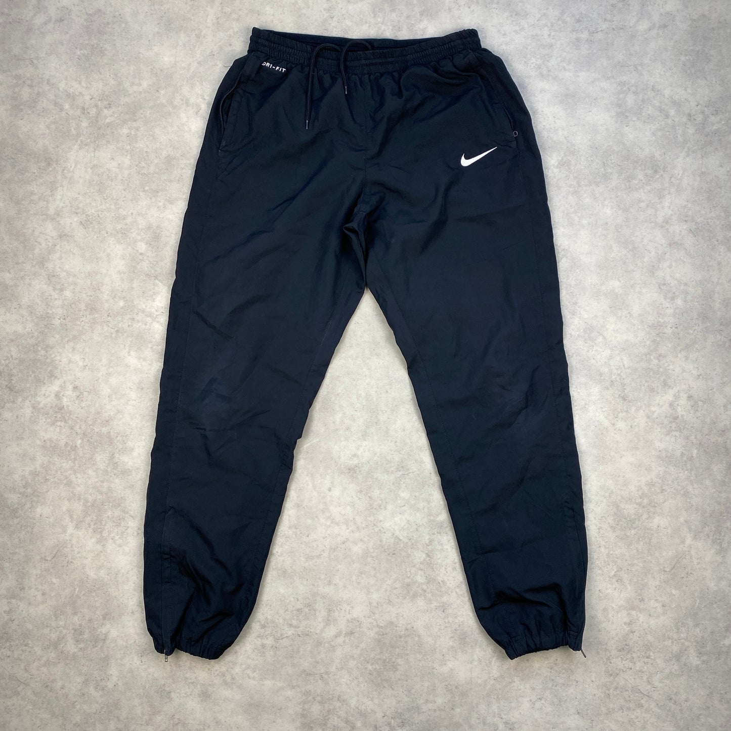 Nike pants (L)