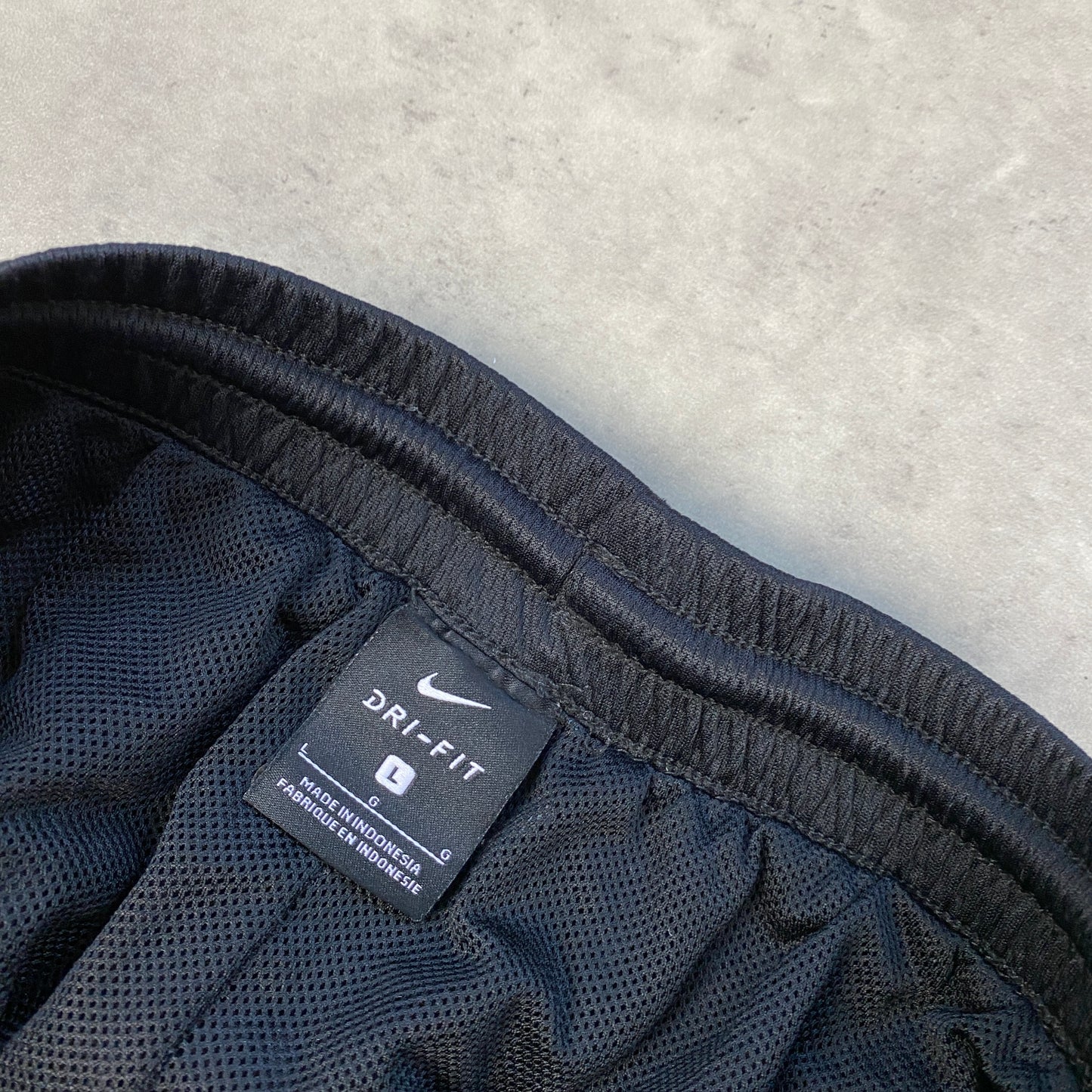 Nike pants (L)