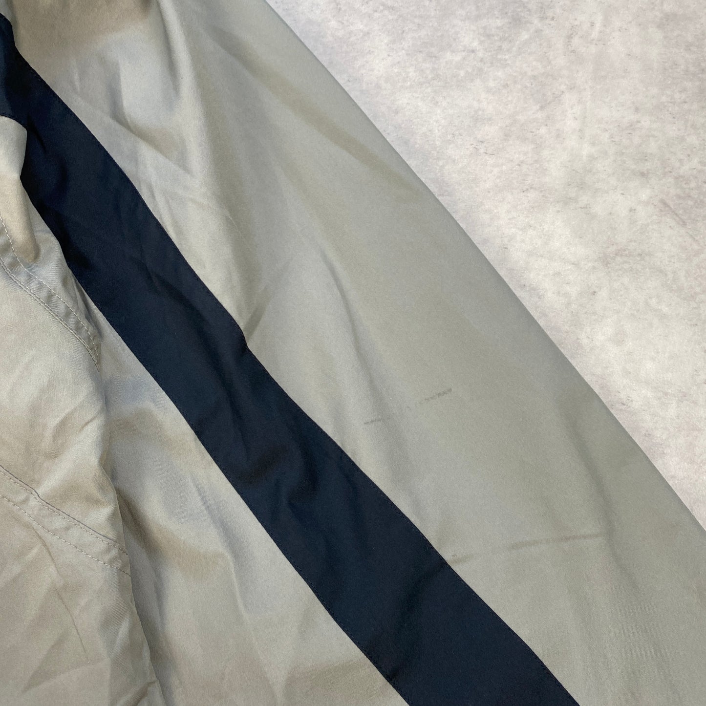 Adidas RARE track jacket (L-XL)