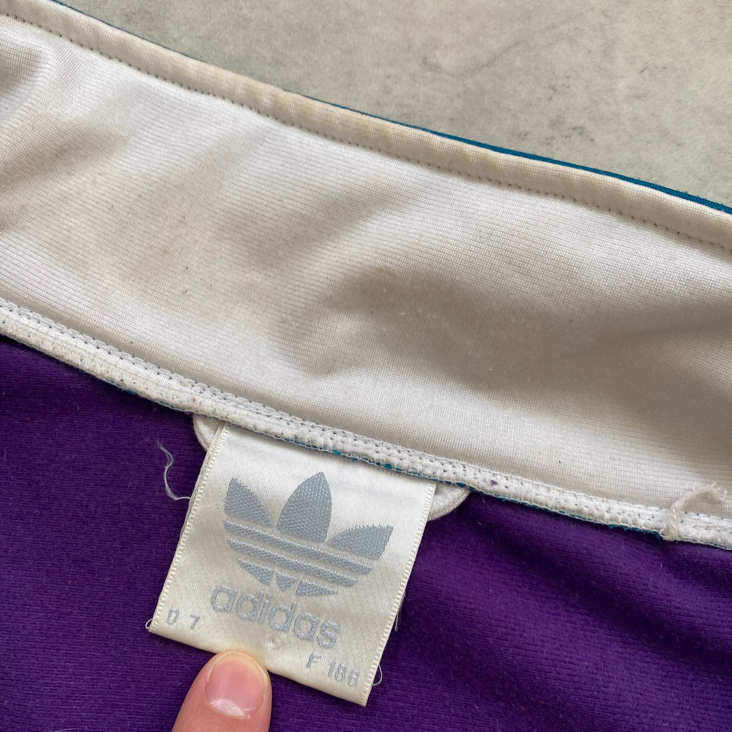 Adidas RARE zipper (L-XL)