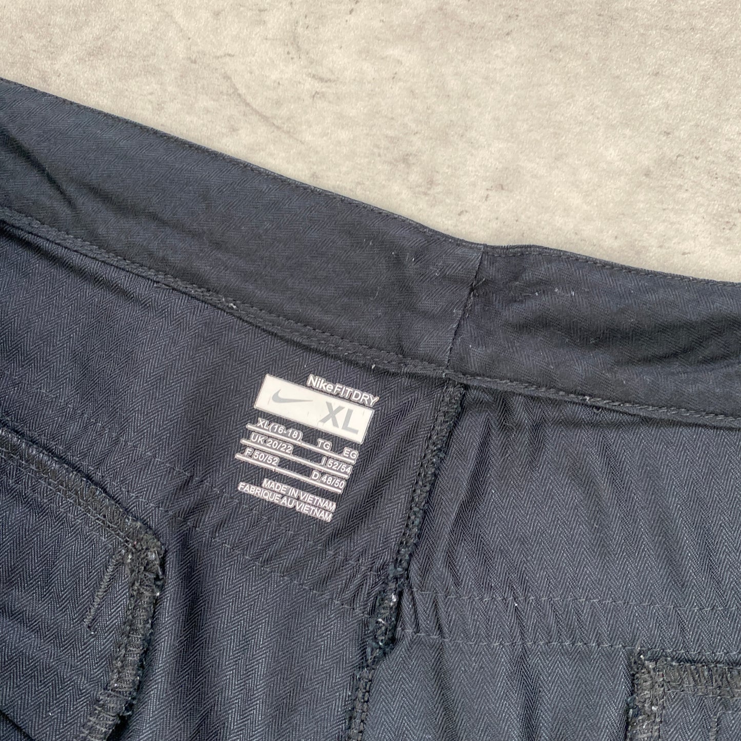 Nike RARE track pants (L-XL)