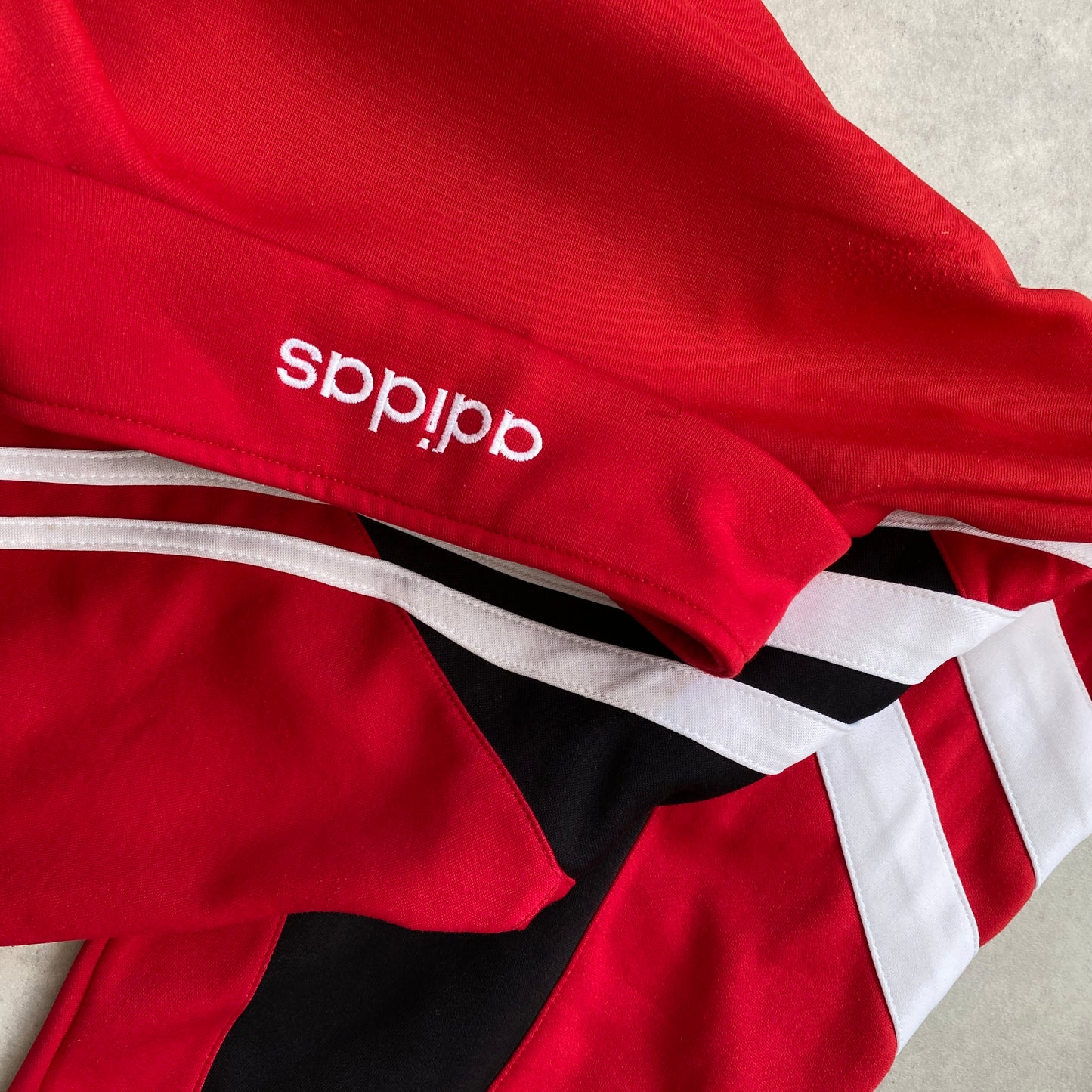 Adidas RARE zip sweater (XL-XXL)