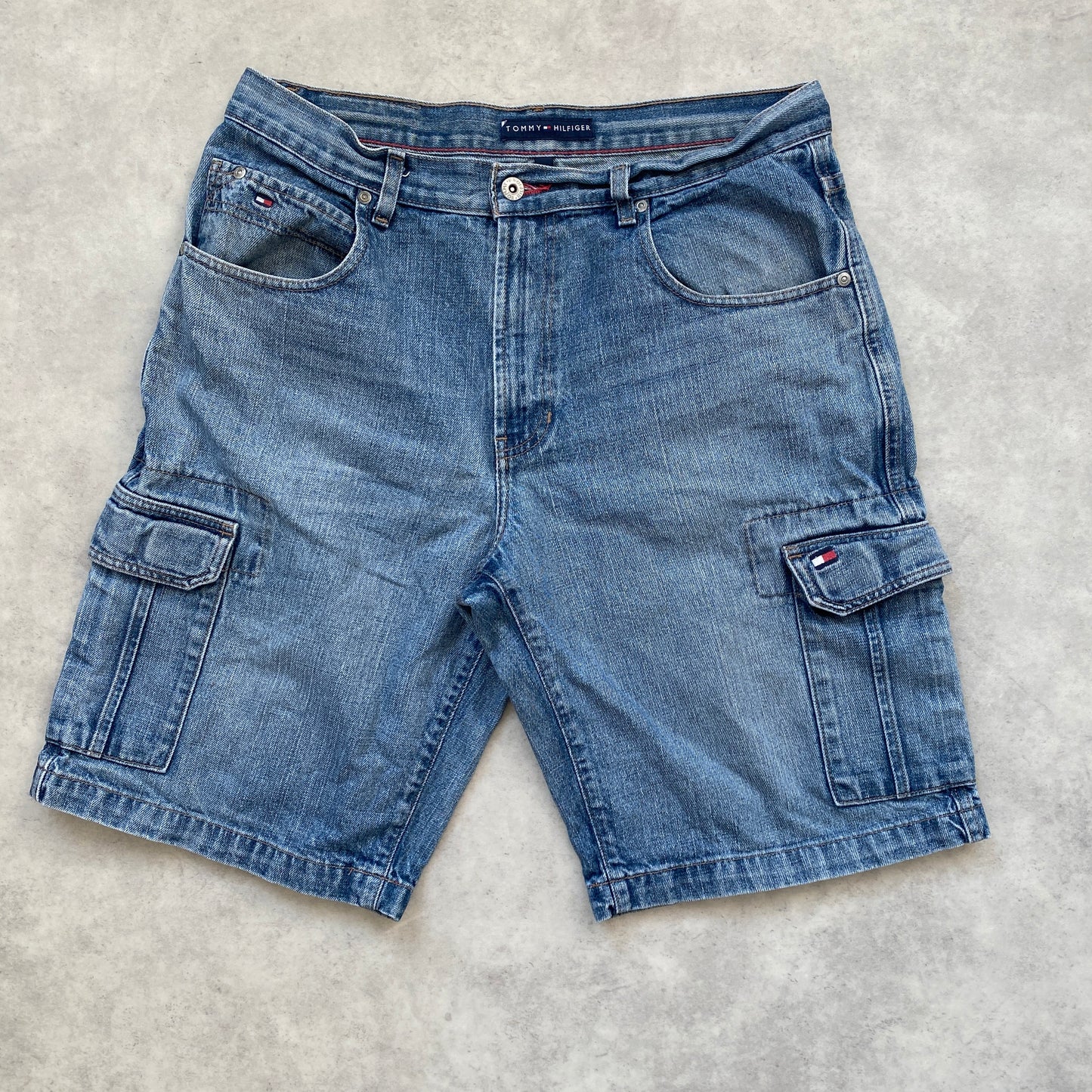 Tommy Hilfiger vintage denim short (L)