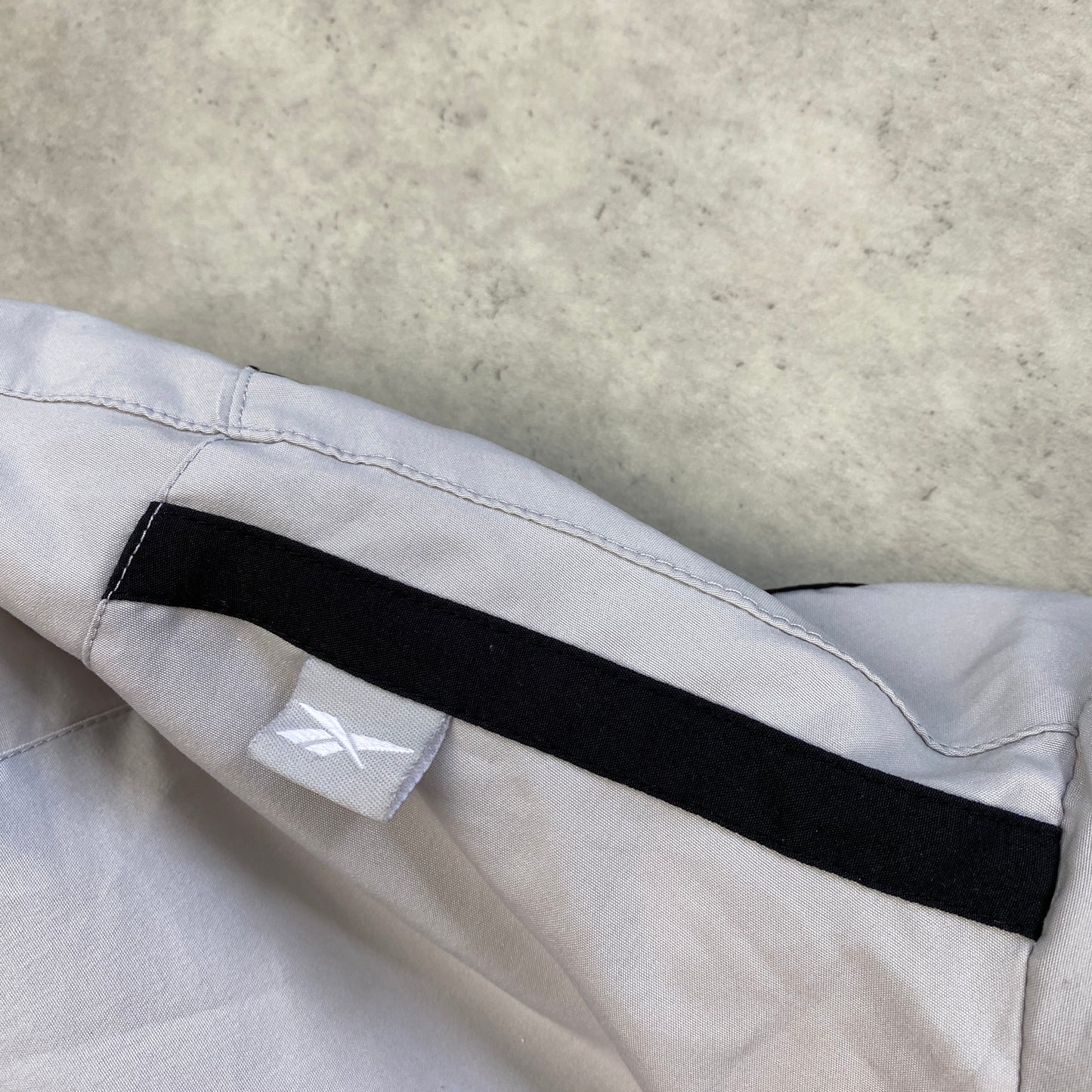 Reebok RARE track jacket (L)