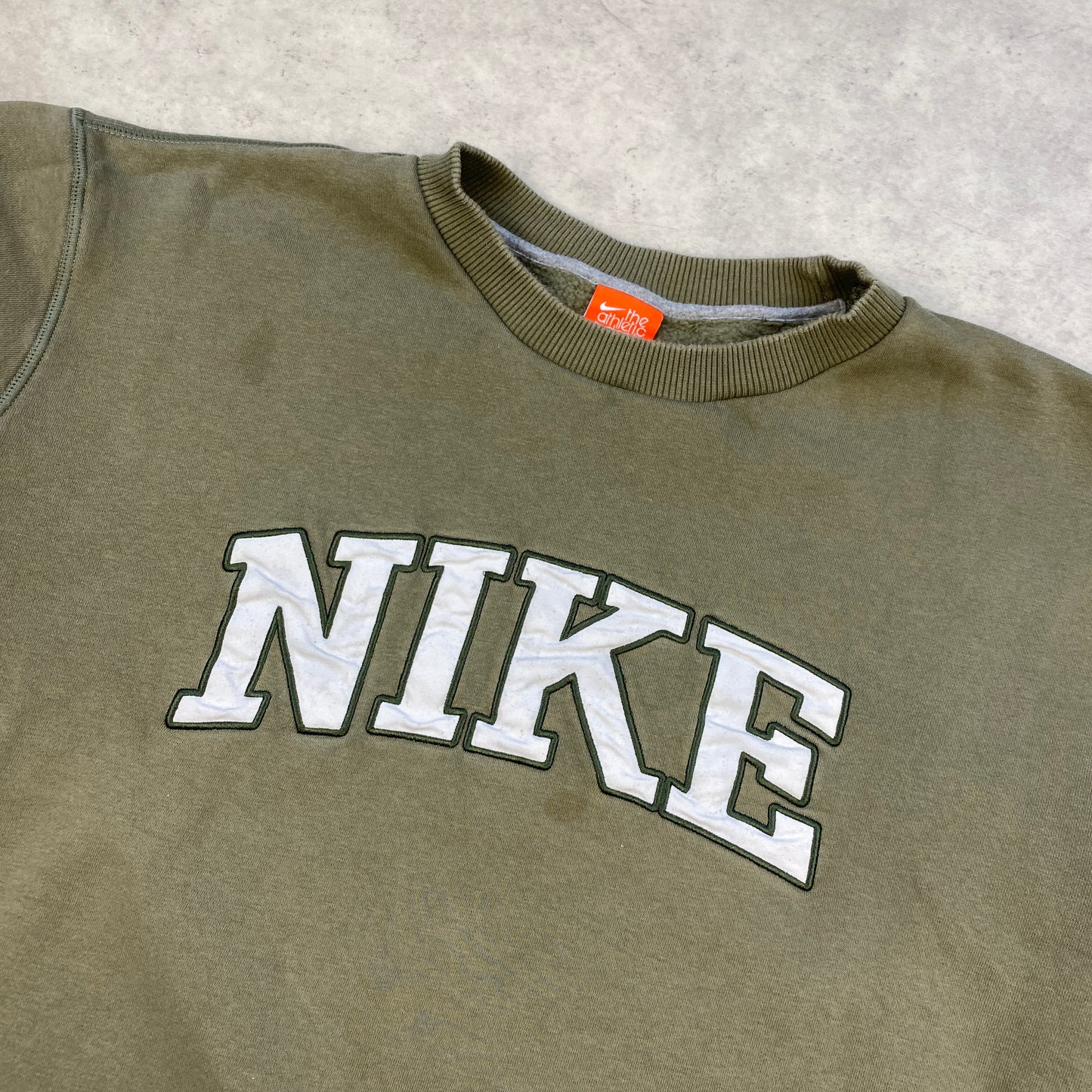 Nike RARE sweater (M)