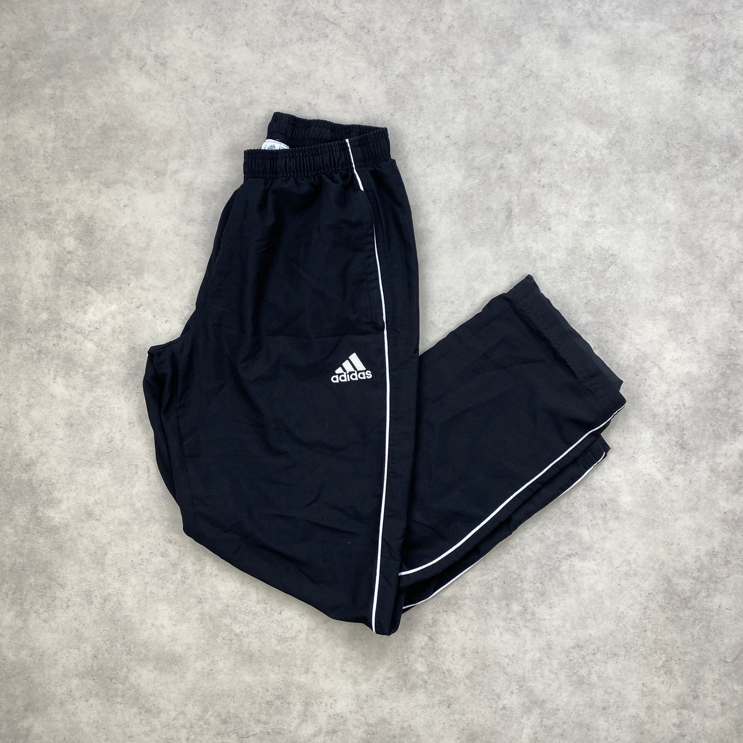 Adidas track pants (M)
