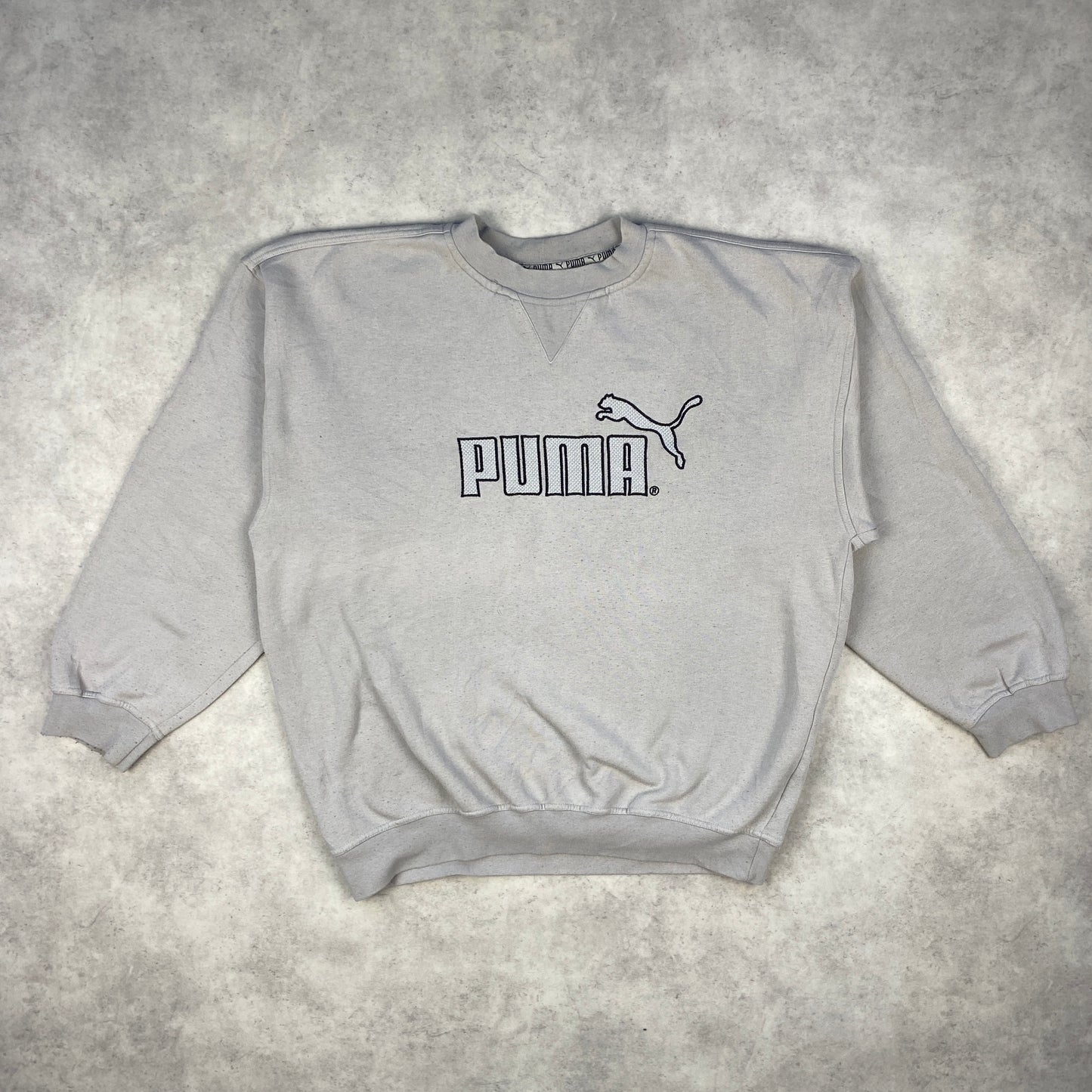 Puma sweater (L)