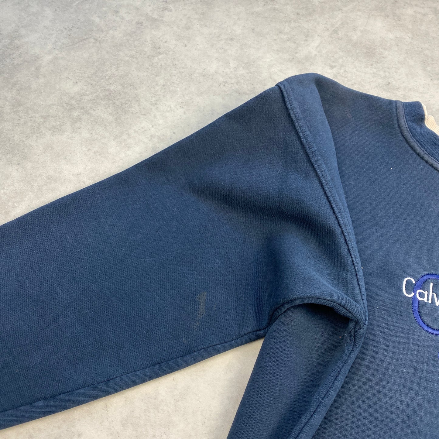 Calvin Klein RARE sweater (S)
