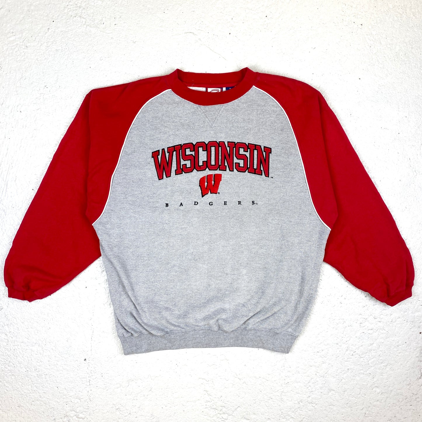 Wisconsin RARE heavyweight embroidered sweater (XL)