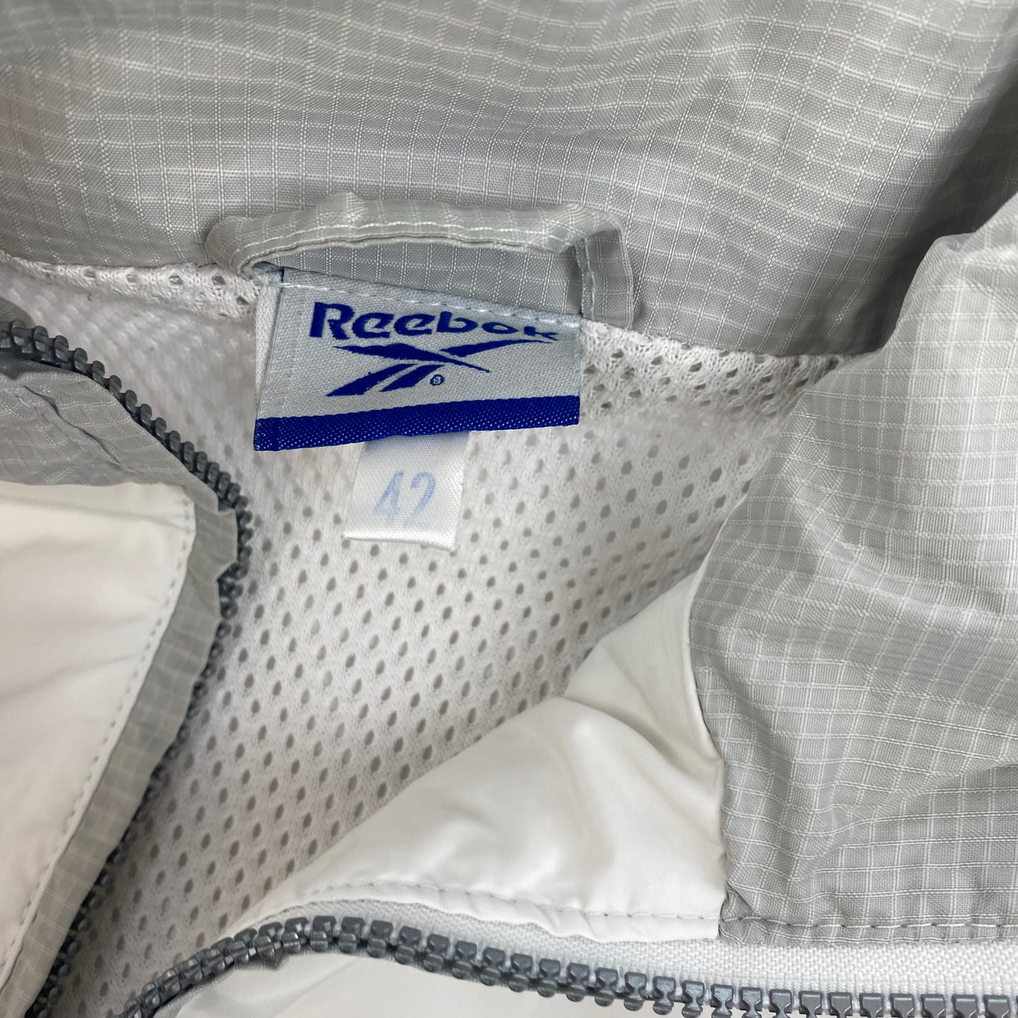 Reebok track jacket (M)