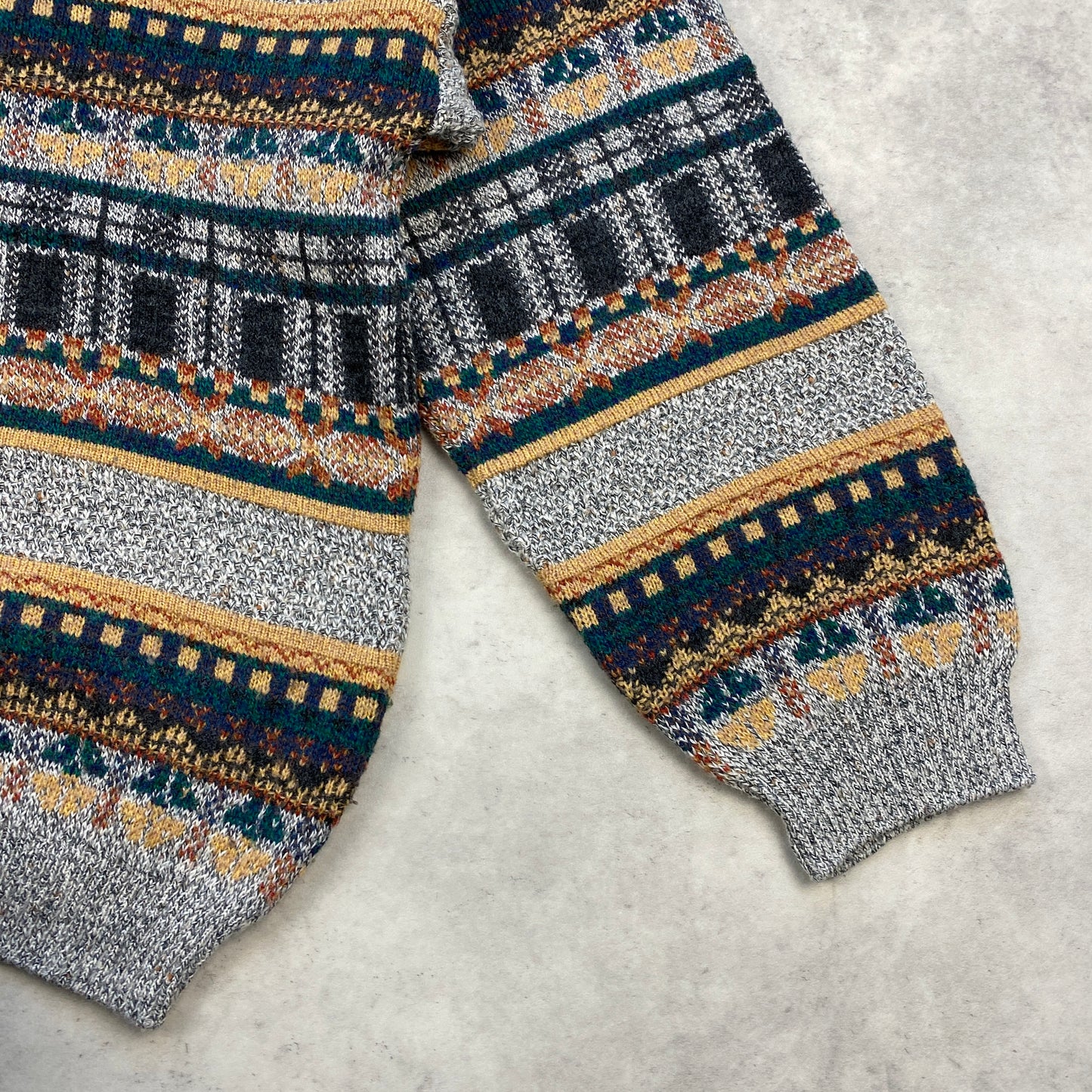 VTG heavyweight knit sweater (L)