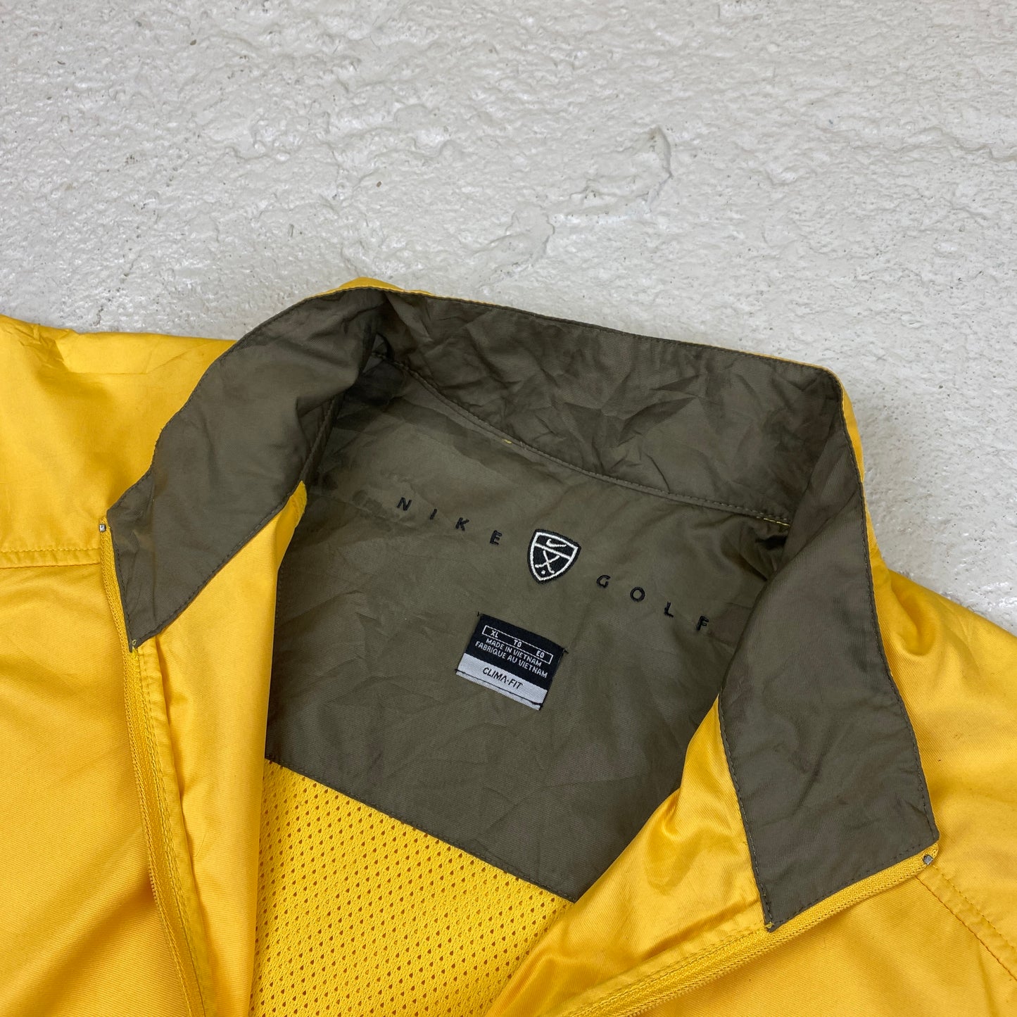 Nike Golf RARE 1/4 zip track shirt (L-XL)
