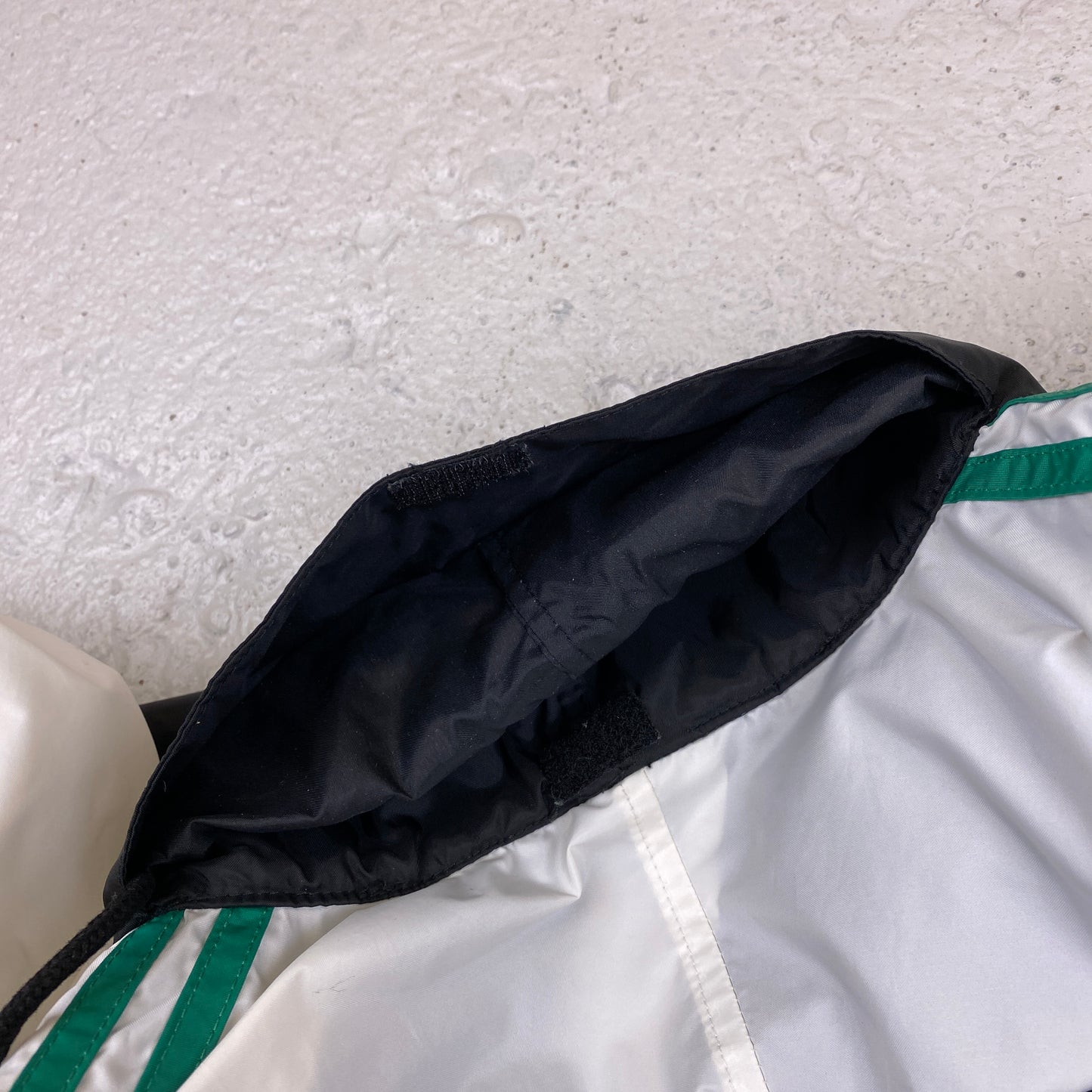 Adidas Equipment RARE 1/4 zip windbreaker (L)
