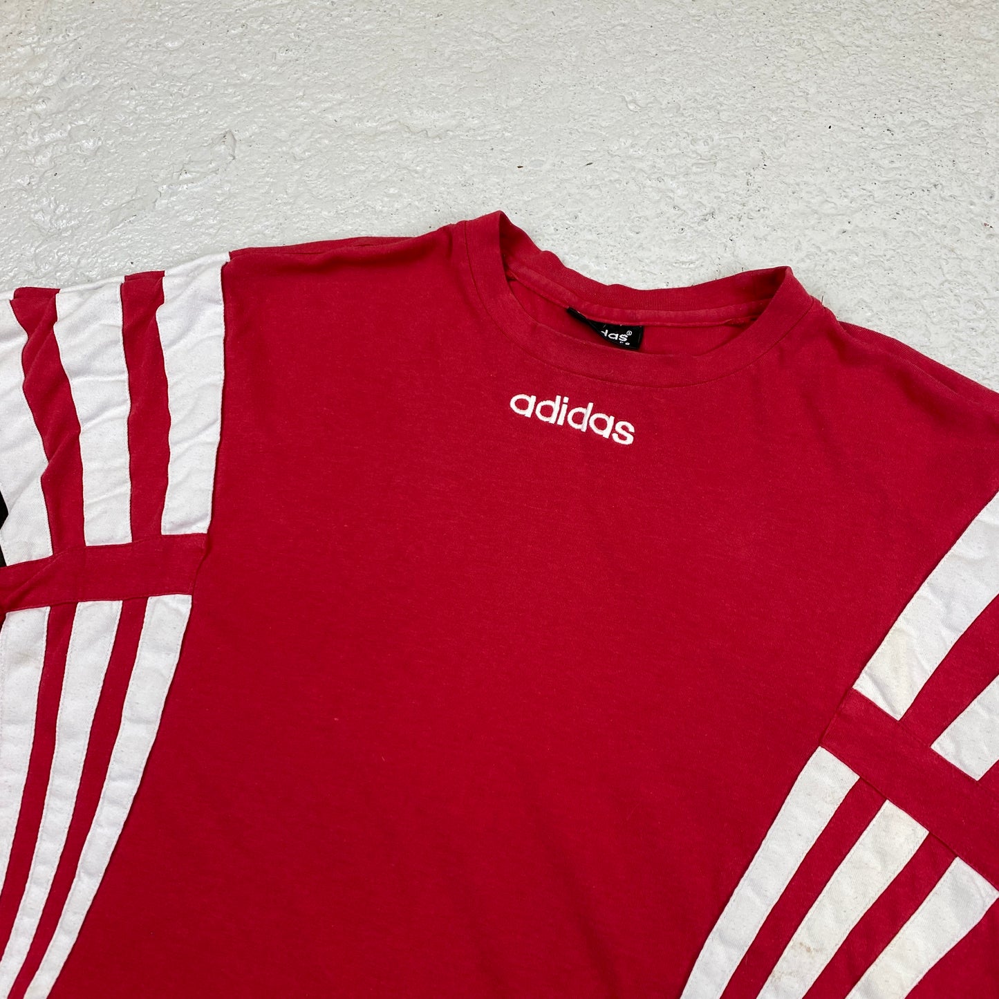 Adidas RARE heavyweight embroidered t-shirt (L-XL)