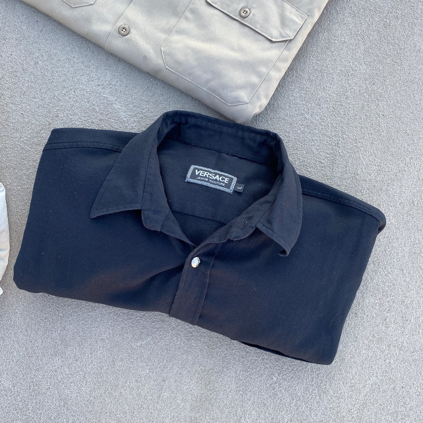 Versace shirt (L-XL)