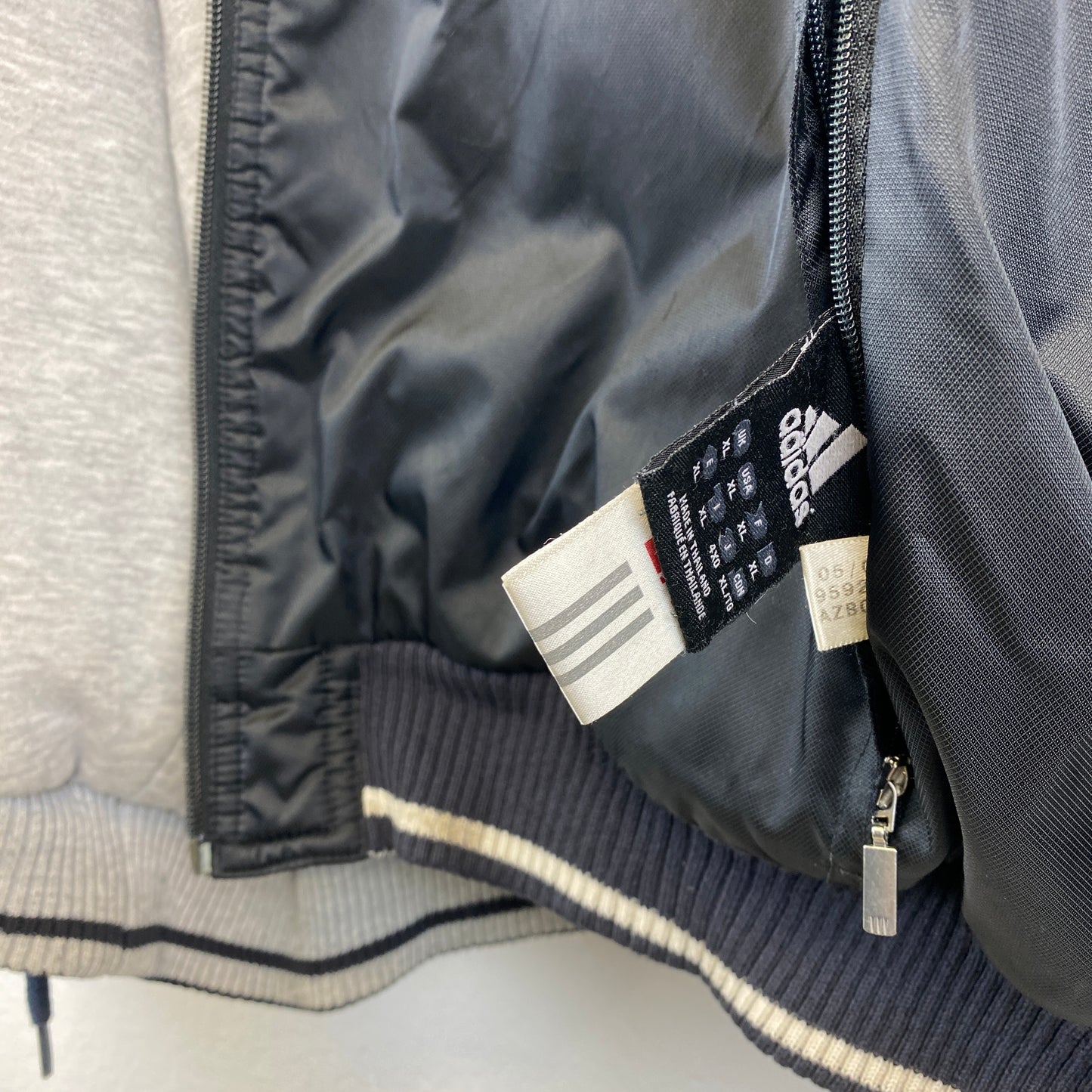 Adidas embroidered heavyweight reversible jacket (XL)