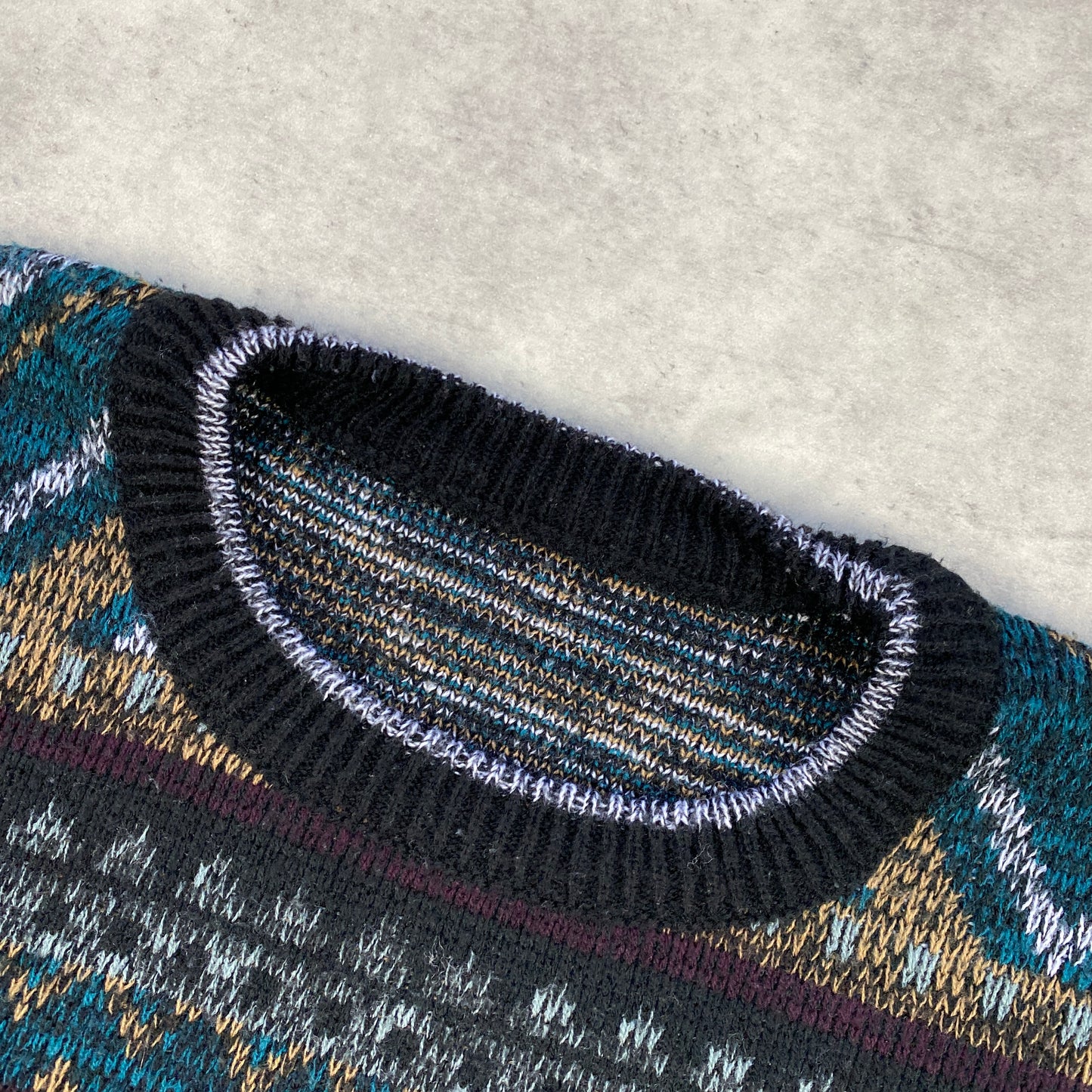 Vintage knit sweater (L)