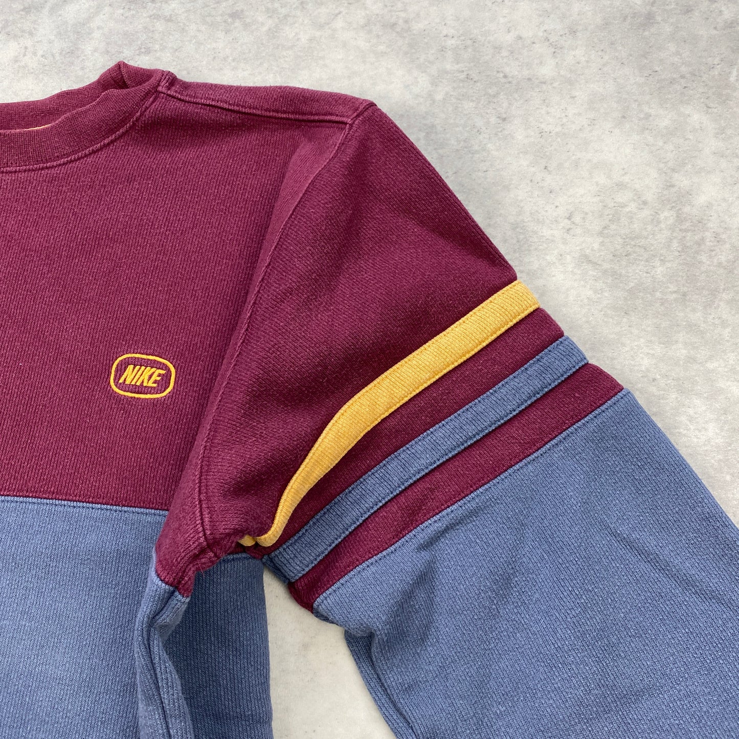 Nike RARE heavyweight sweater (M)
