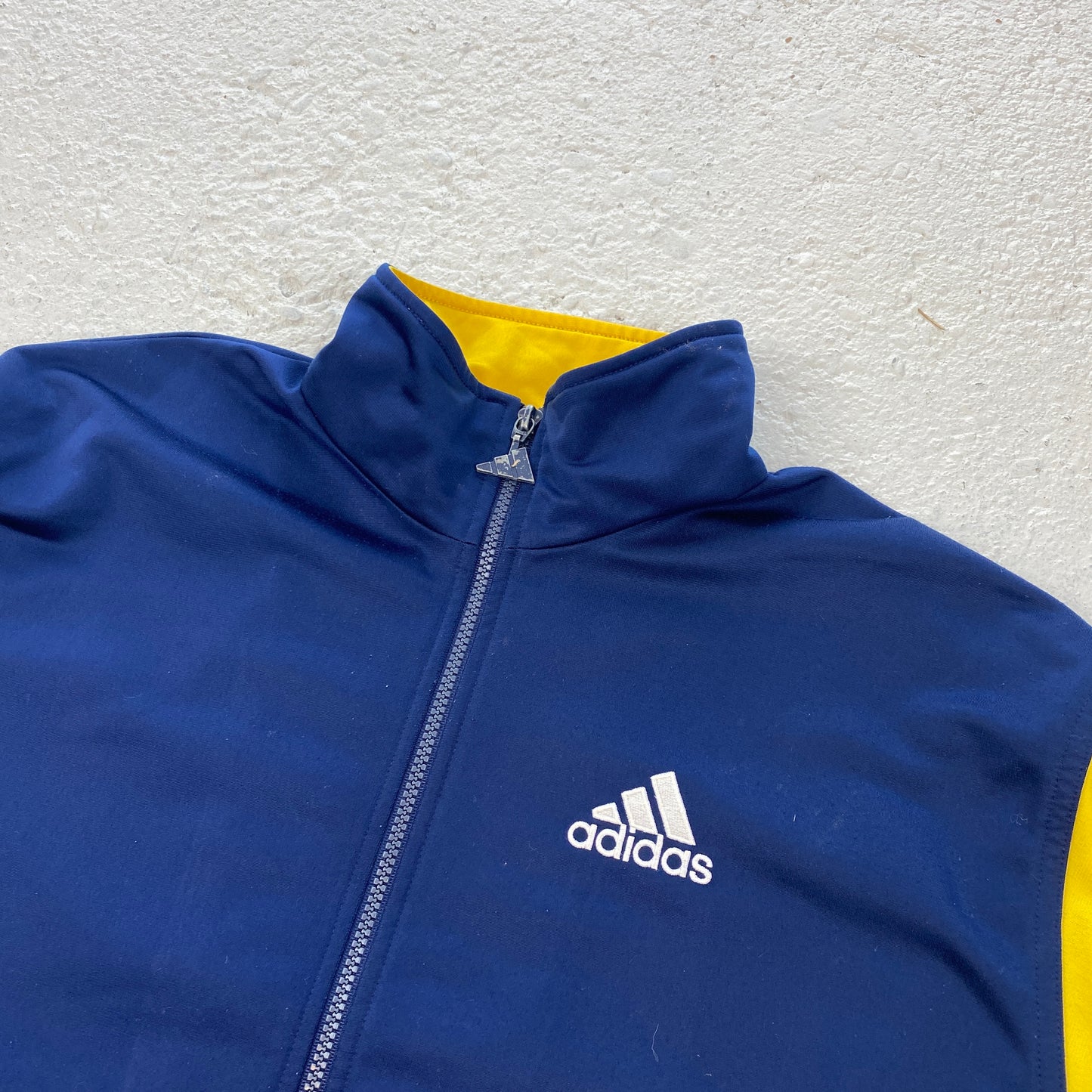 Adidas zip jacket (M-L)