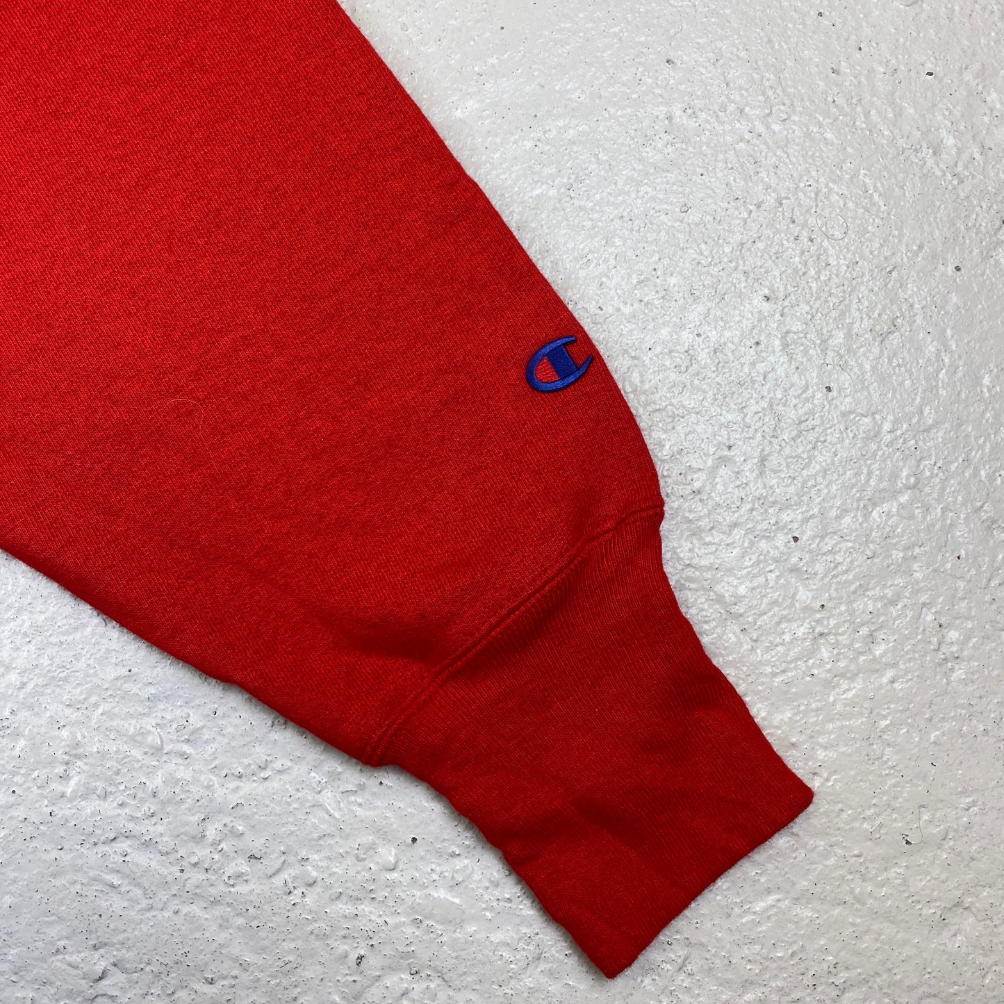 Champion heavyweight Rose Bowl sweater (L-XL)