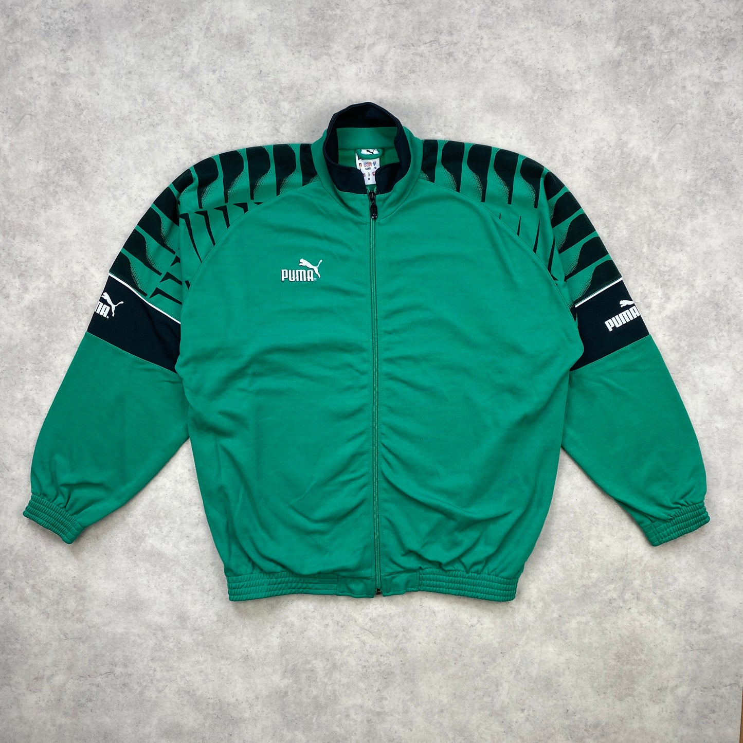 Puma RARE track jacket (L)