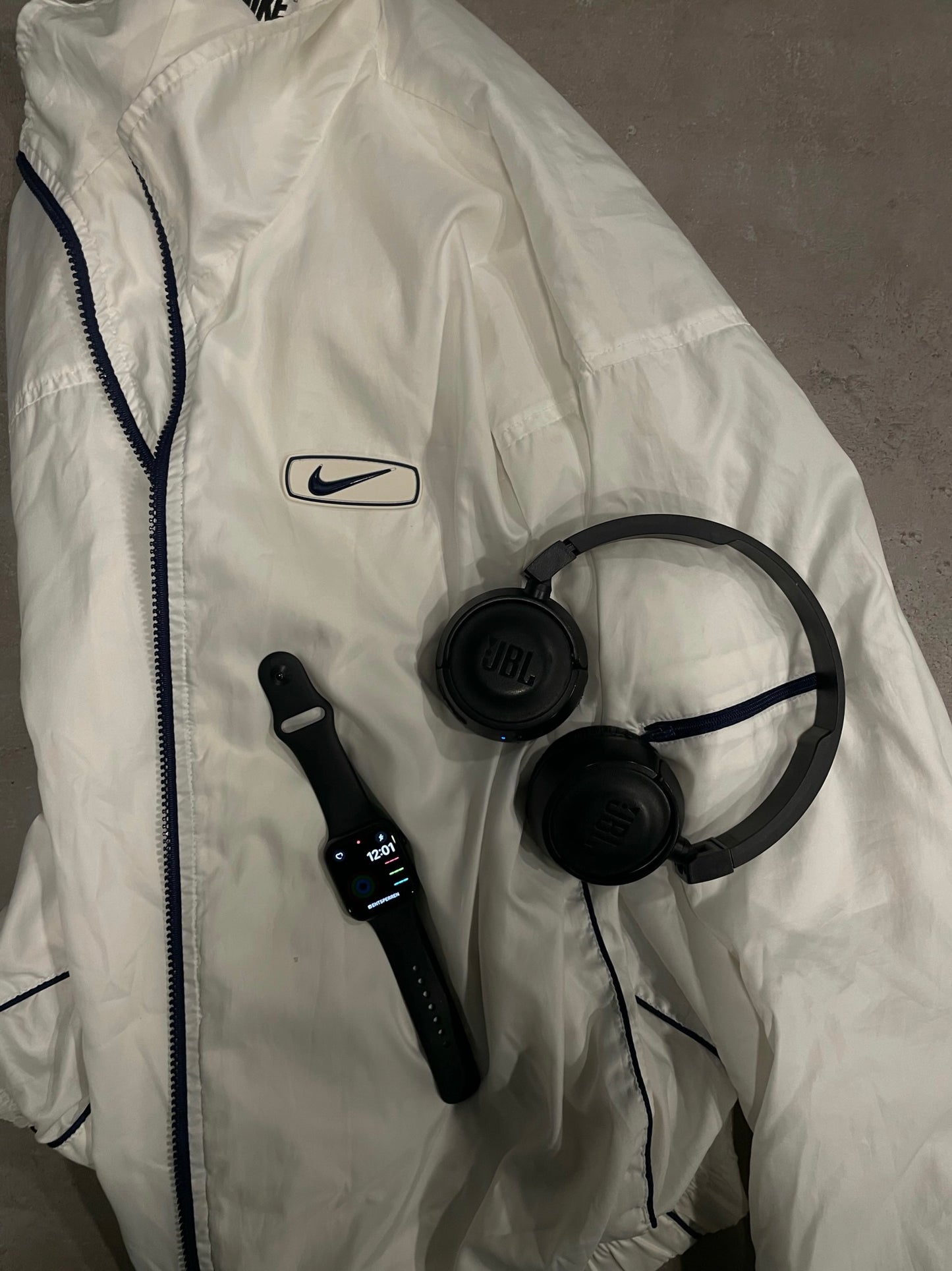 Nike RARE track jacket (M-L)