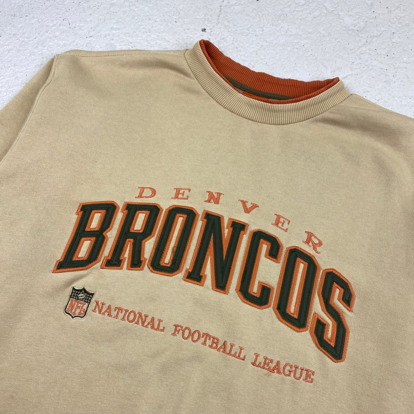 Denver Broncos RARE heavyweight sweater (L)