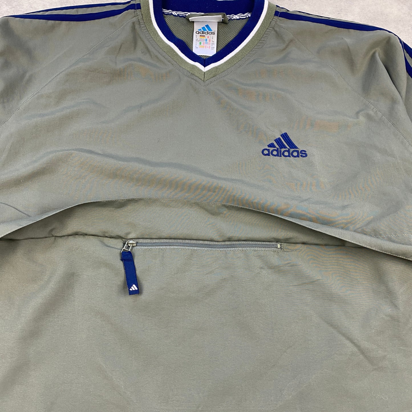 Adidas RARE v-neck windbreaker (S)