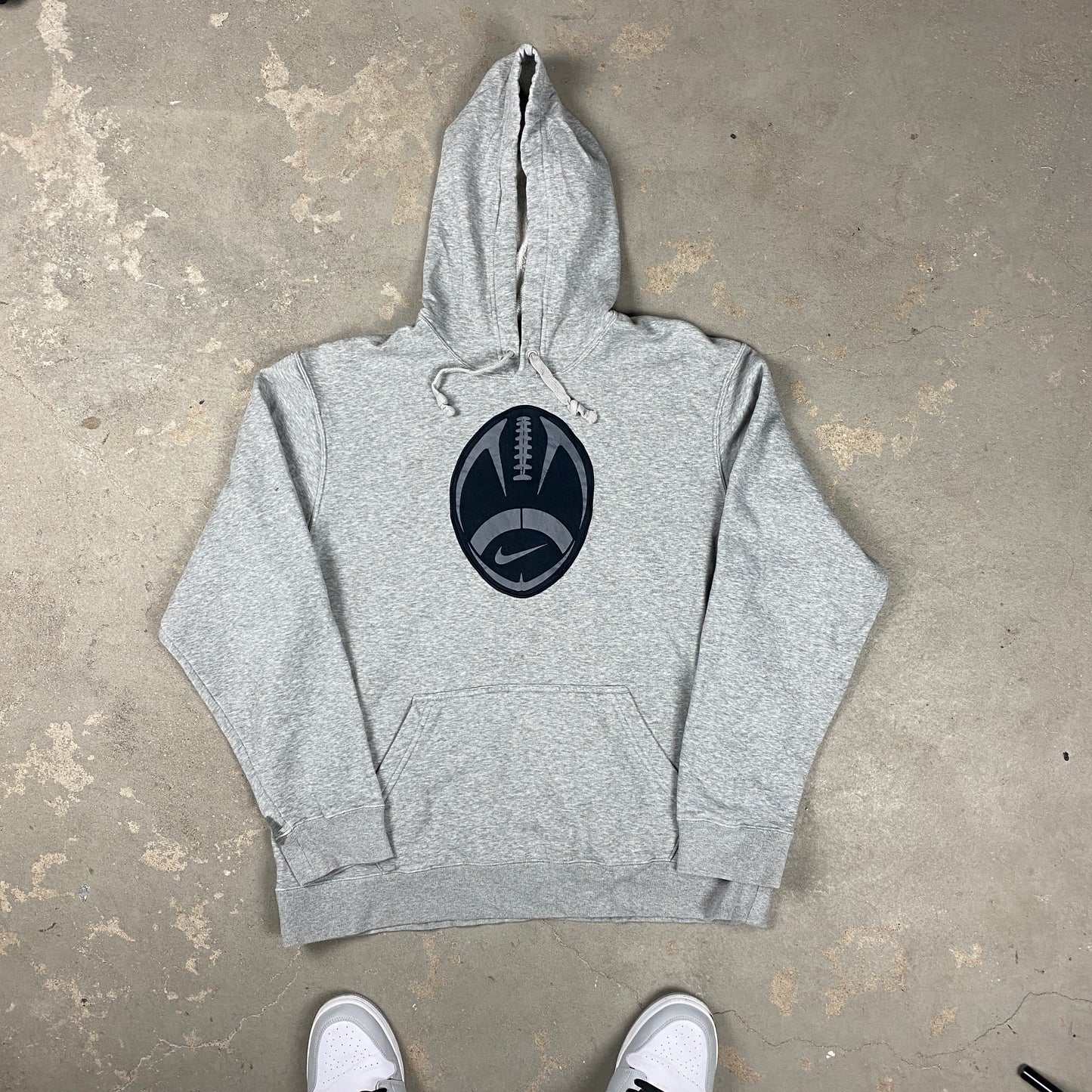 Nike hoodie (L-XL)