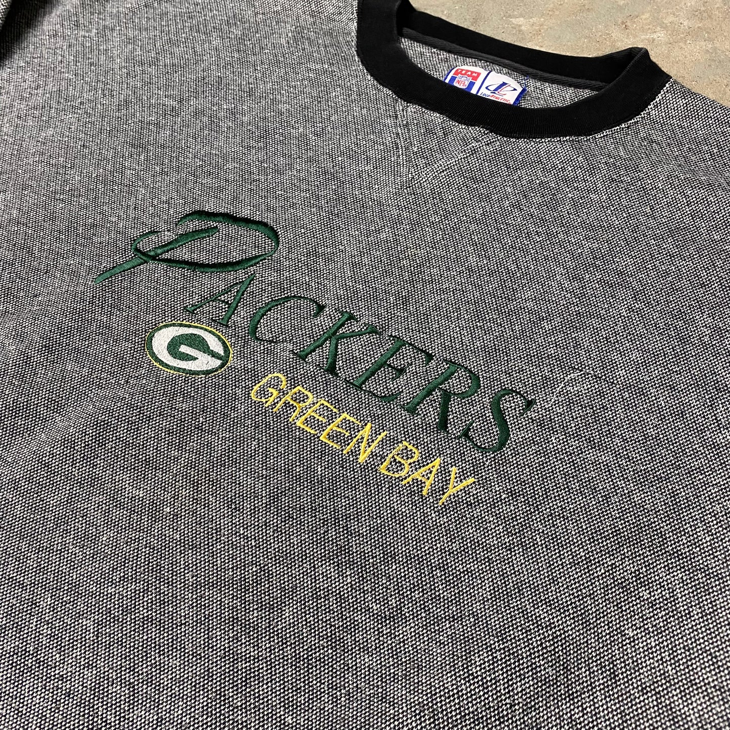 NFL Green Bay Packers RARE embroidered sweater (XL)