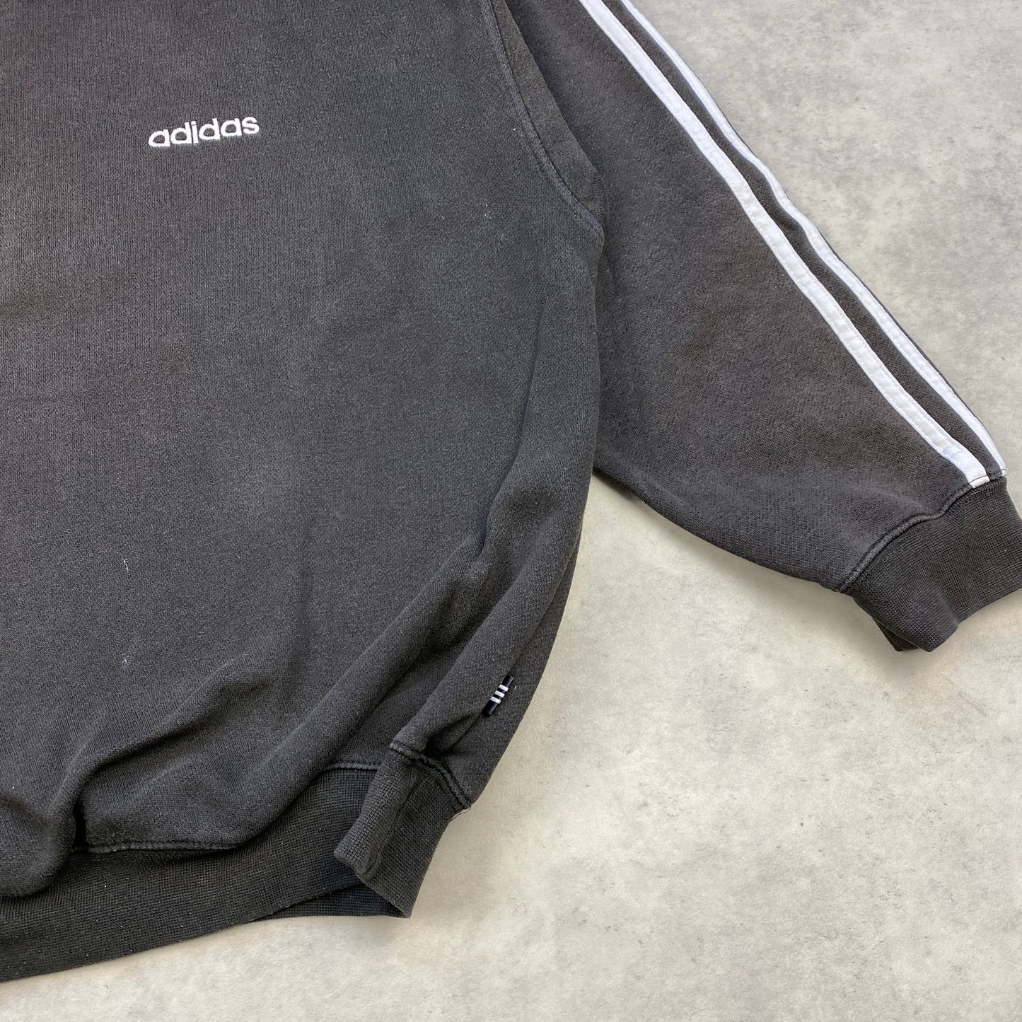 Adidas heavyweight sweater (L)