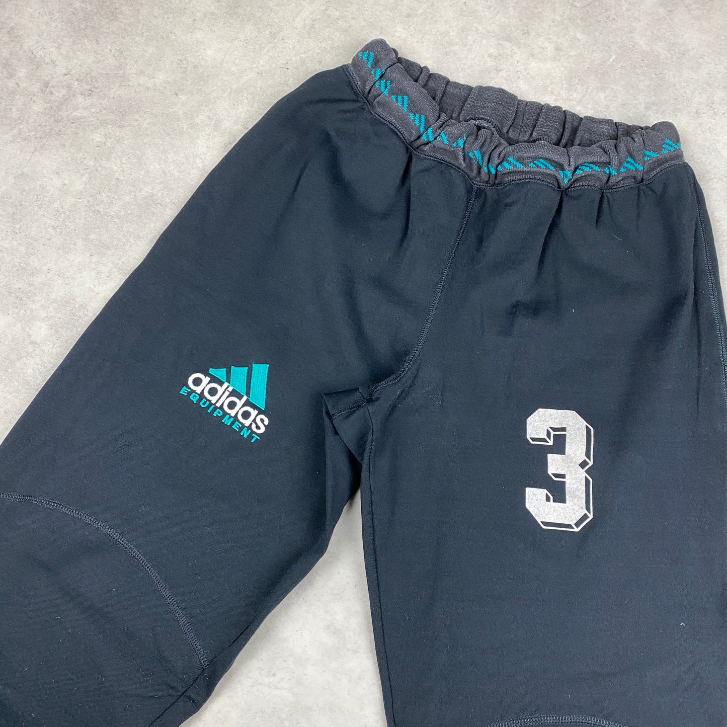 Adidas EQP RARE heavyweight suit (M-L)