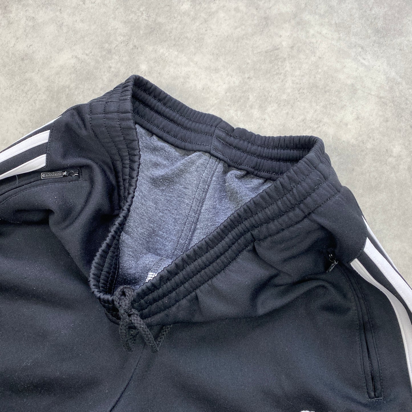 Adidas RARE tracksuit (L)