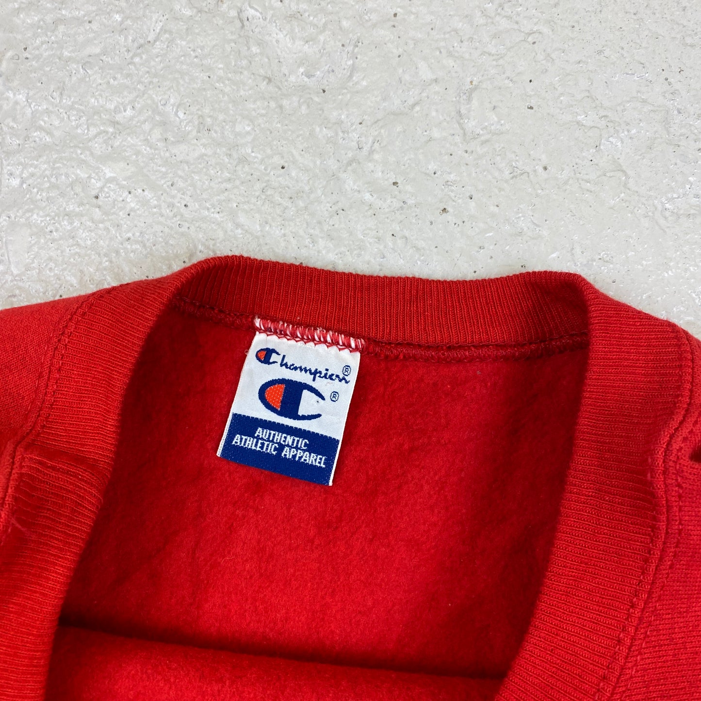 Champion heavyweight Rose Bowl sweater (L-XL)