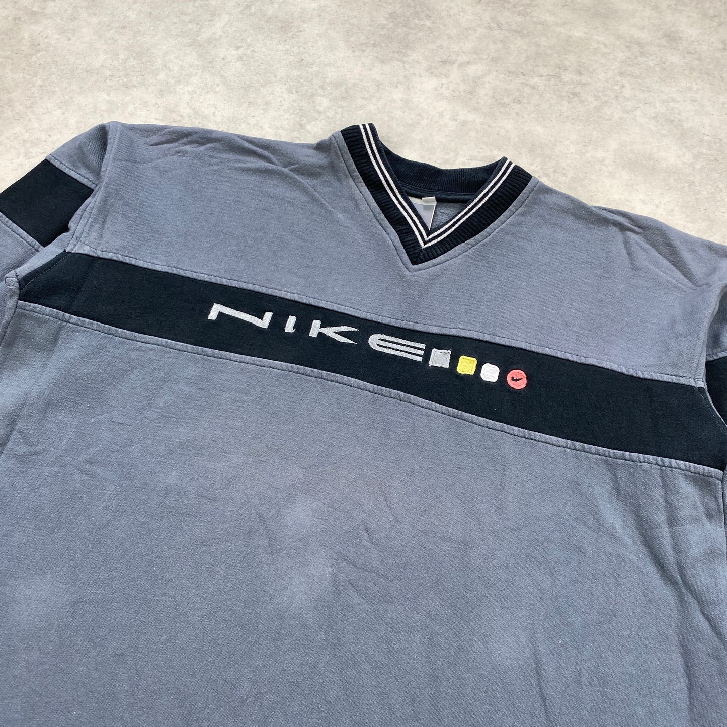 Nike RARE v-neck Bootleg heavyweight sweater (S)