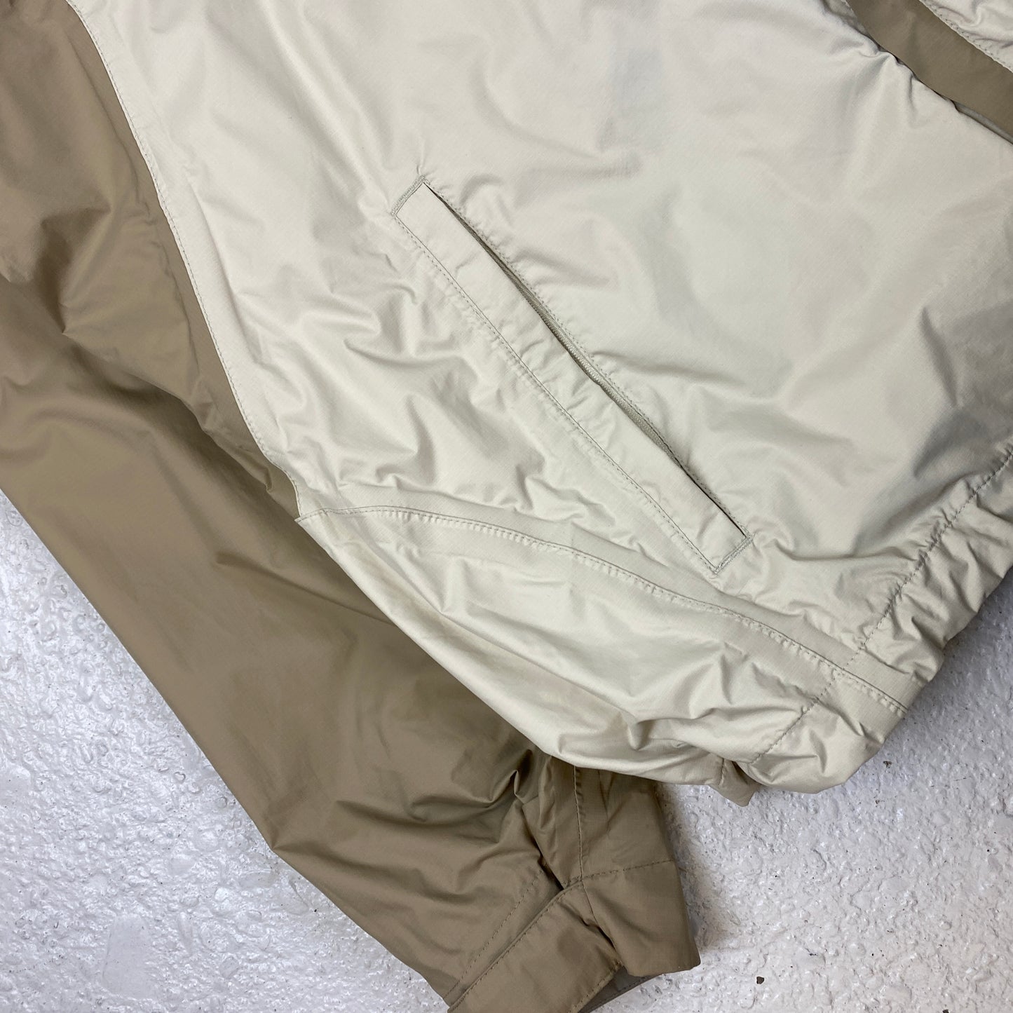 Nike ACG RARE jacket (L)