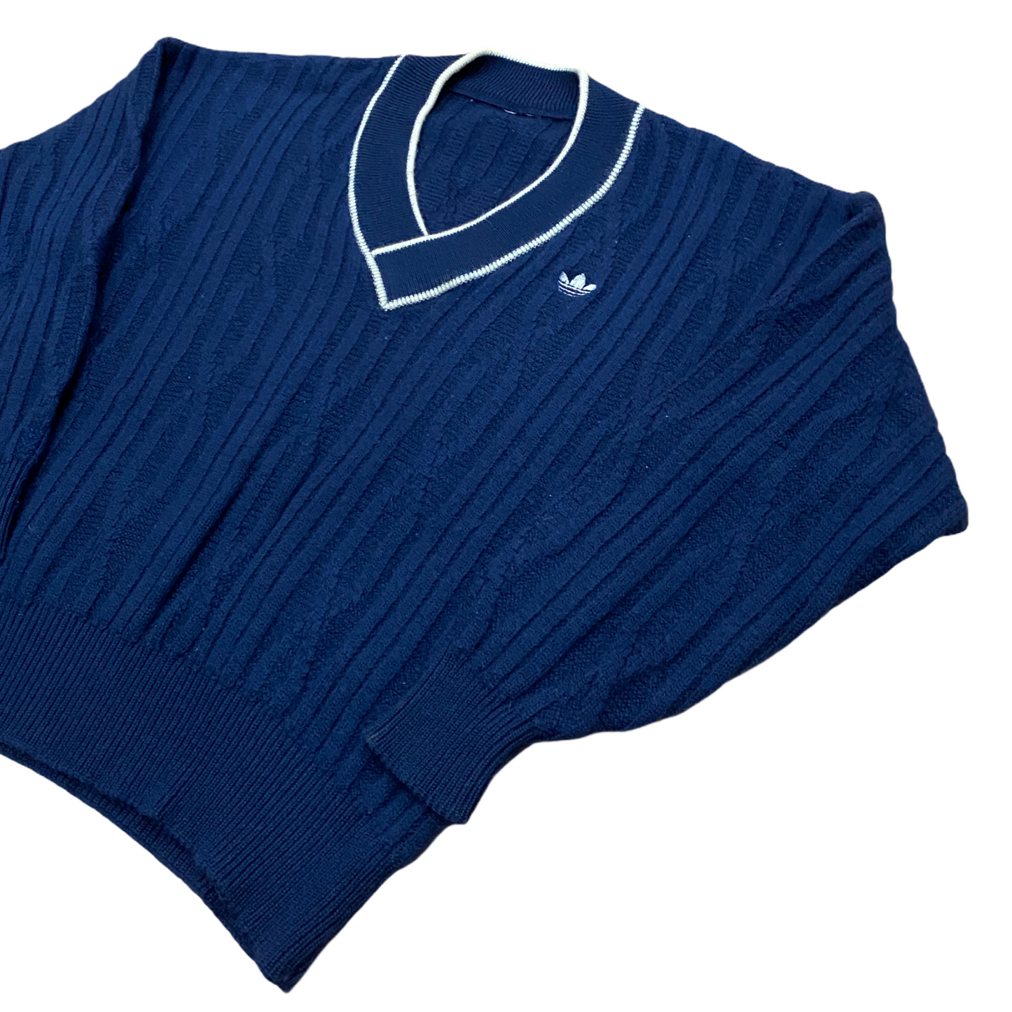 Adidas v-knit sweater (XXS)