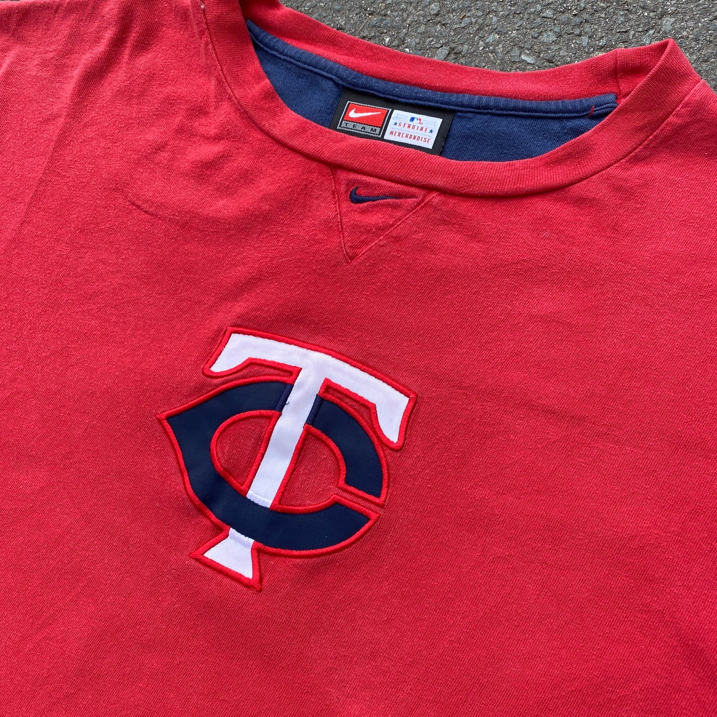 Nike RARE MLB Twins embroidered heavyweight t-shirt (XL)