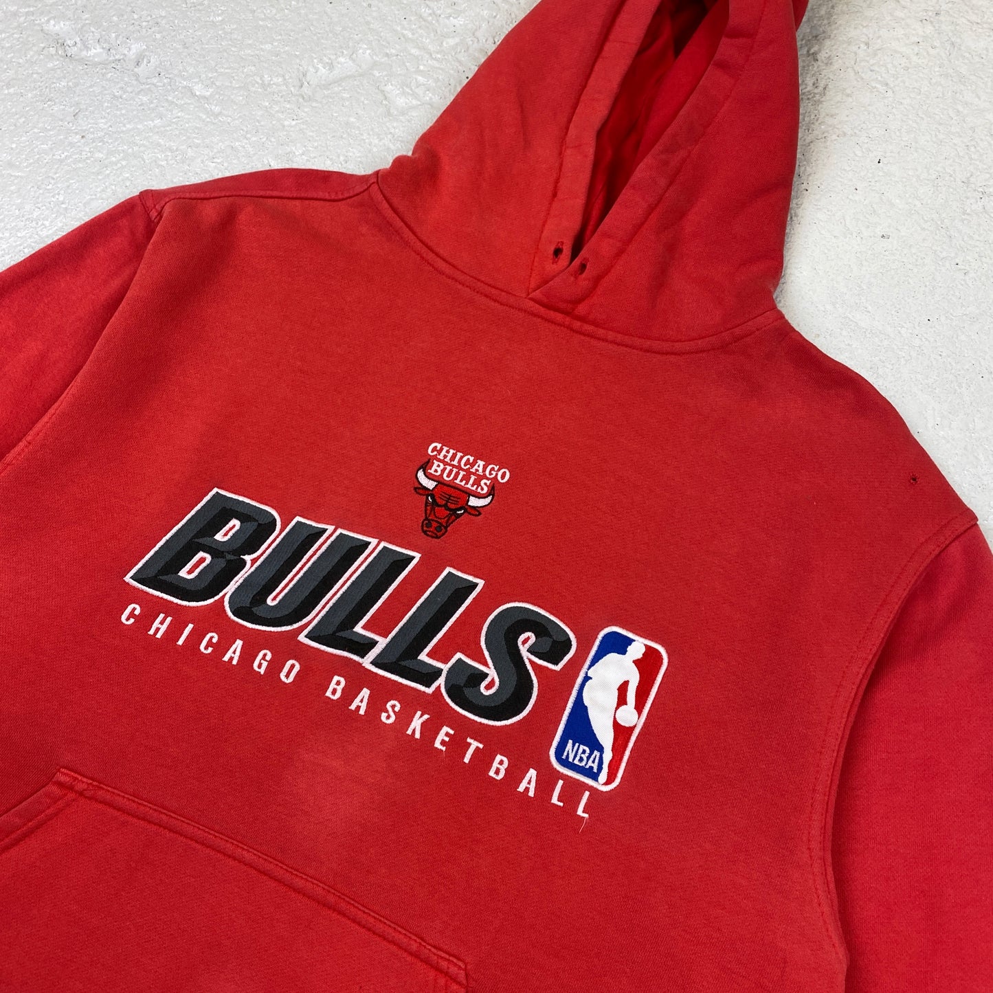 Reebok RARE Chicago Bulls heavyweight embroidered hoodie (M)