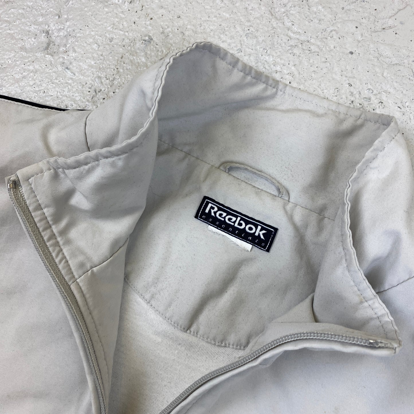 Reebok track jacket (M-L)